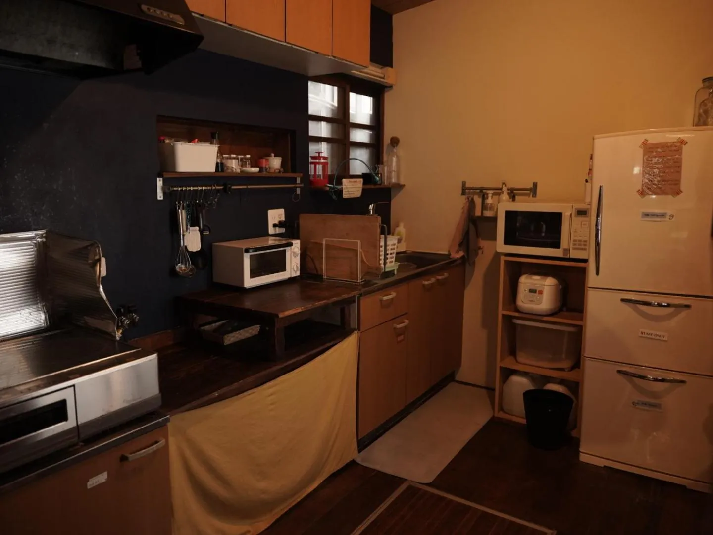 Kitchen or kitchenette in Taketa Ekimae Hostel cue