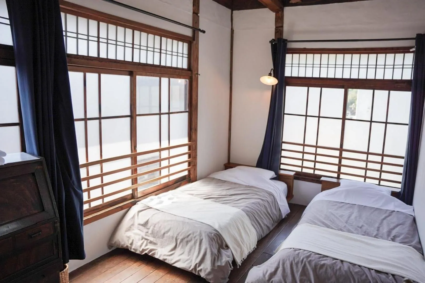 Photo of the whole room, Bed in Taketa Ekimae Hostel cue