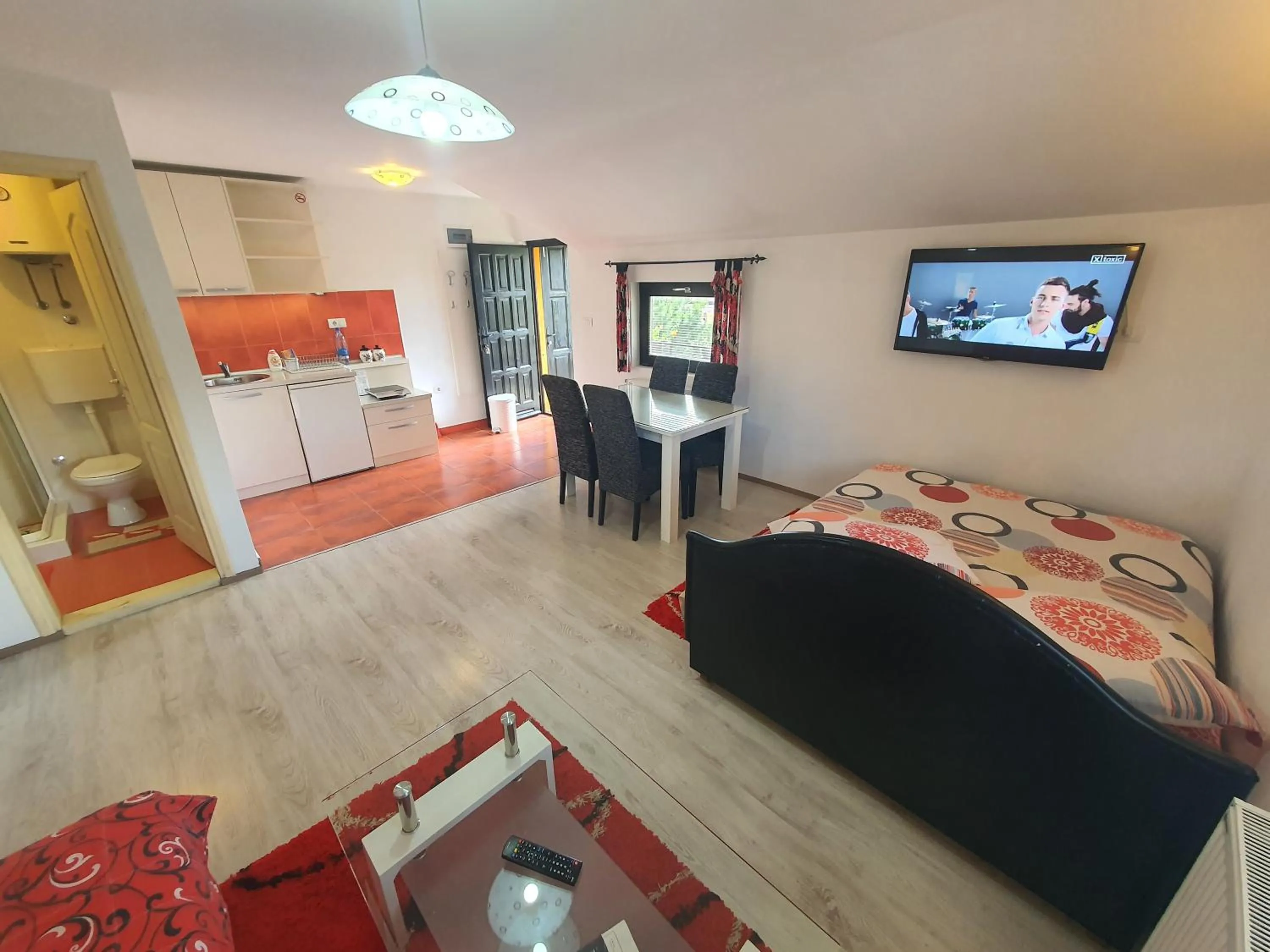 Bed in Apartments Milena Zlatibor - Dvorište & Parking