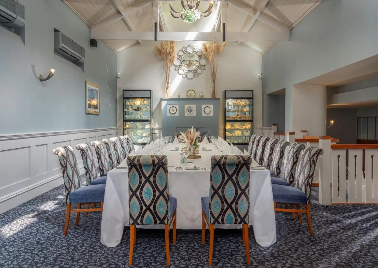 Restaurant/places to eat in Arklow Bay Hotel