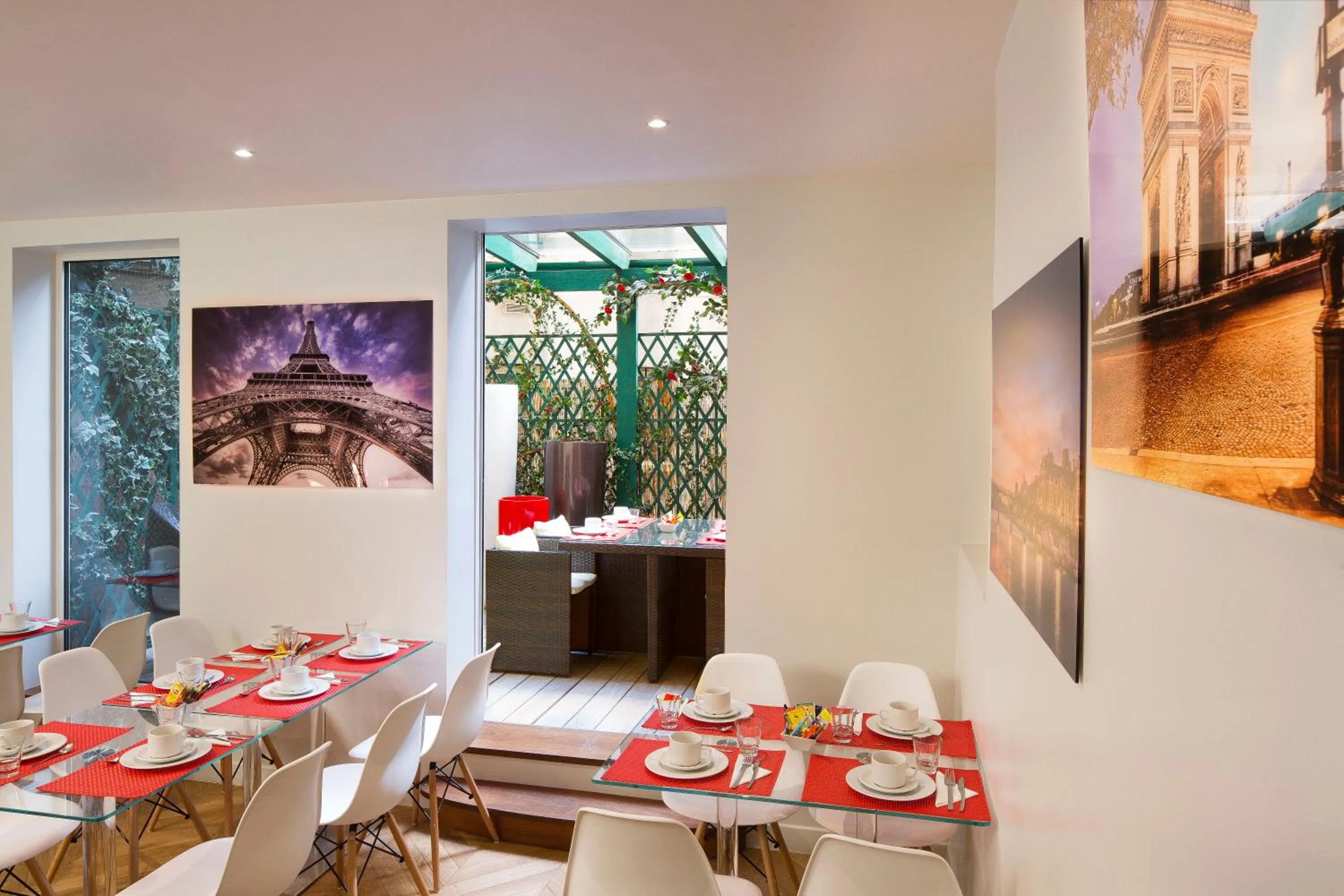 Restaurant/places to eat in Le Relais du Marais