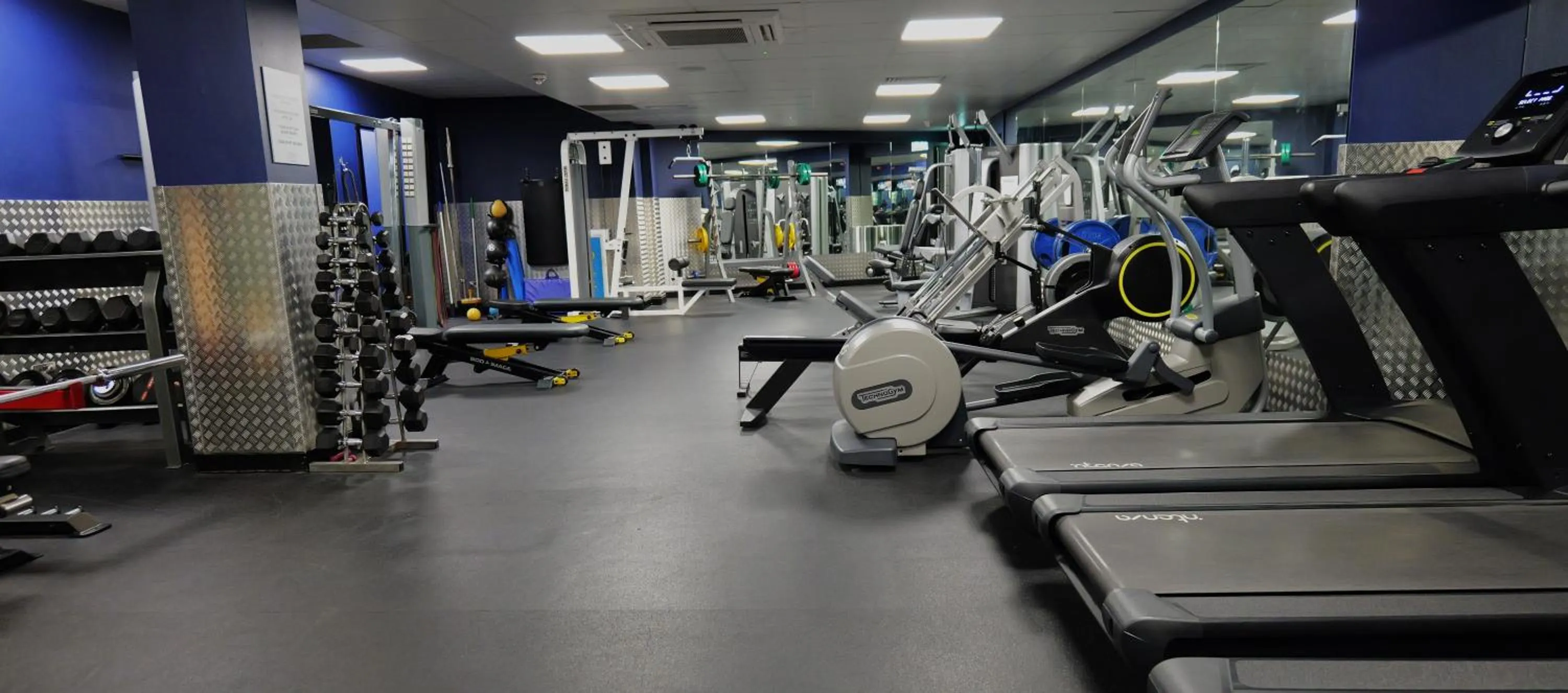 Spa and wellness centre/facilities in Camden Court Hotel