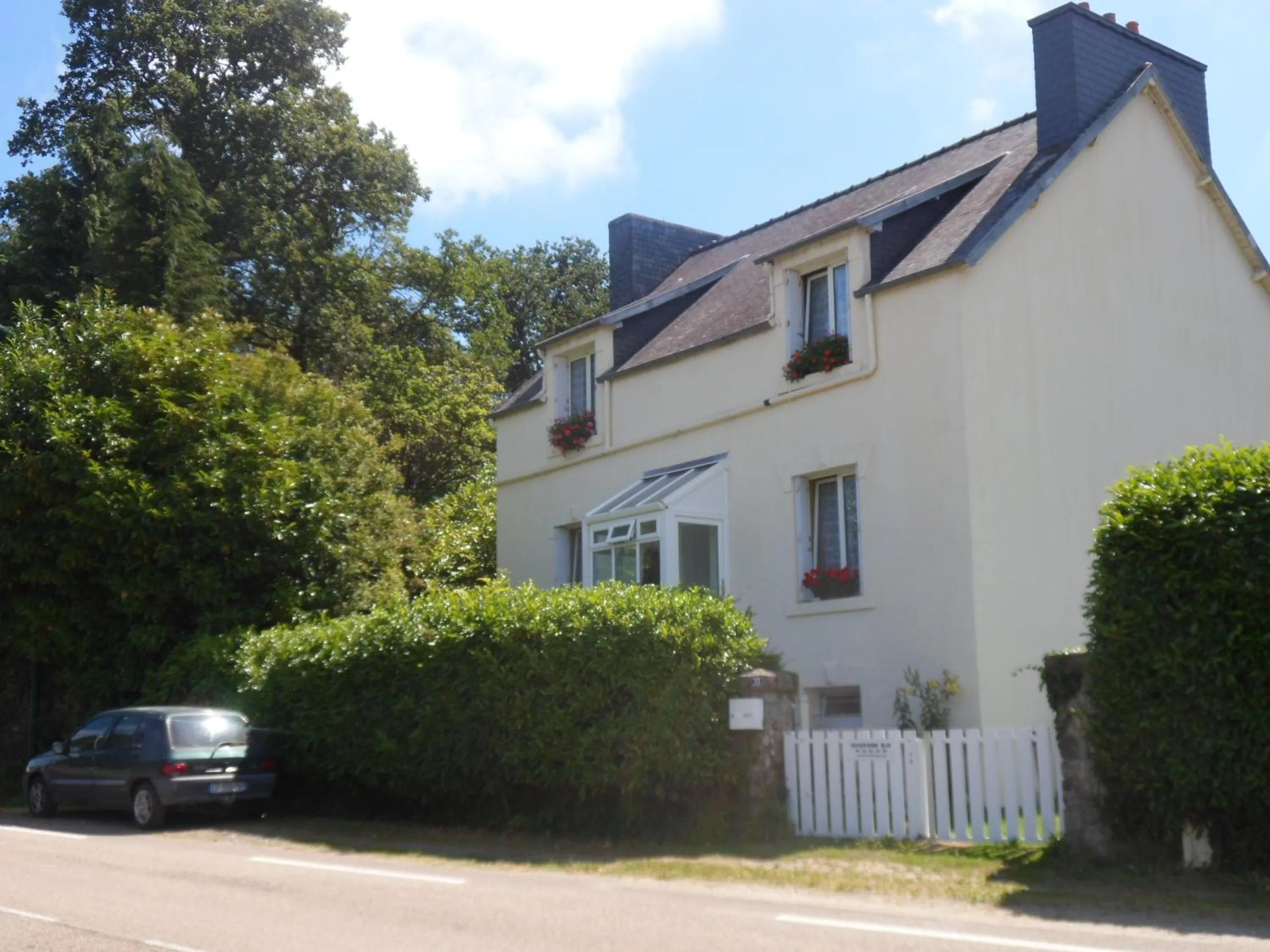 Street view in Riverside Bed and Breakfast