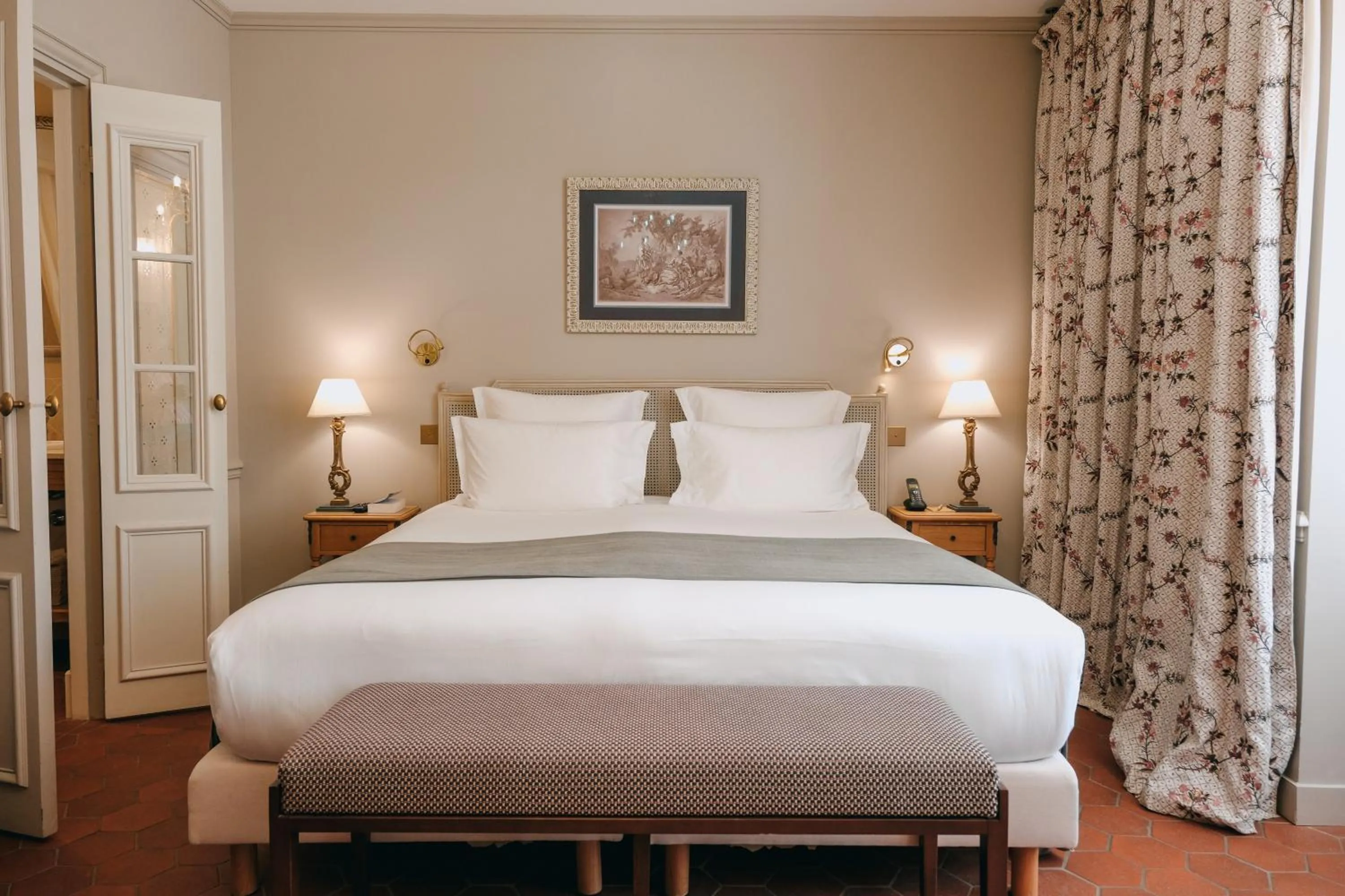 Bed in Château de Fonscolombe