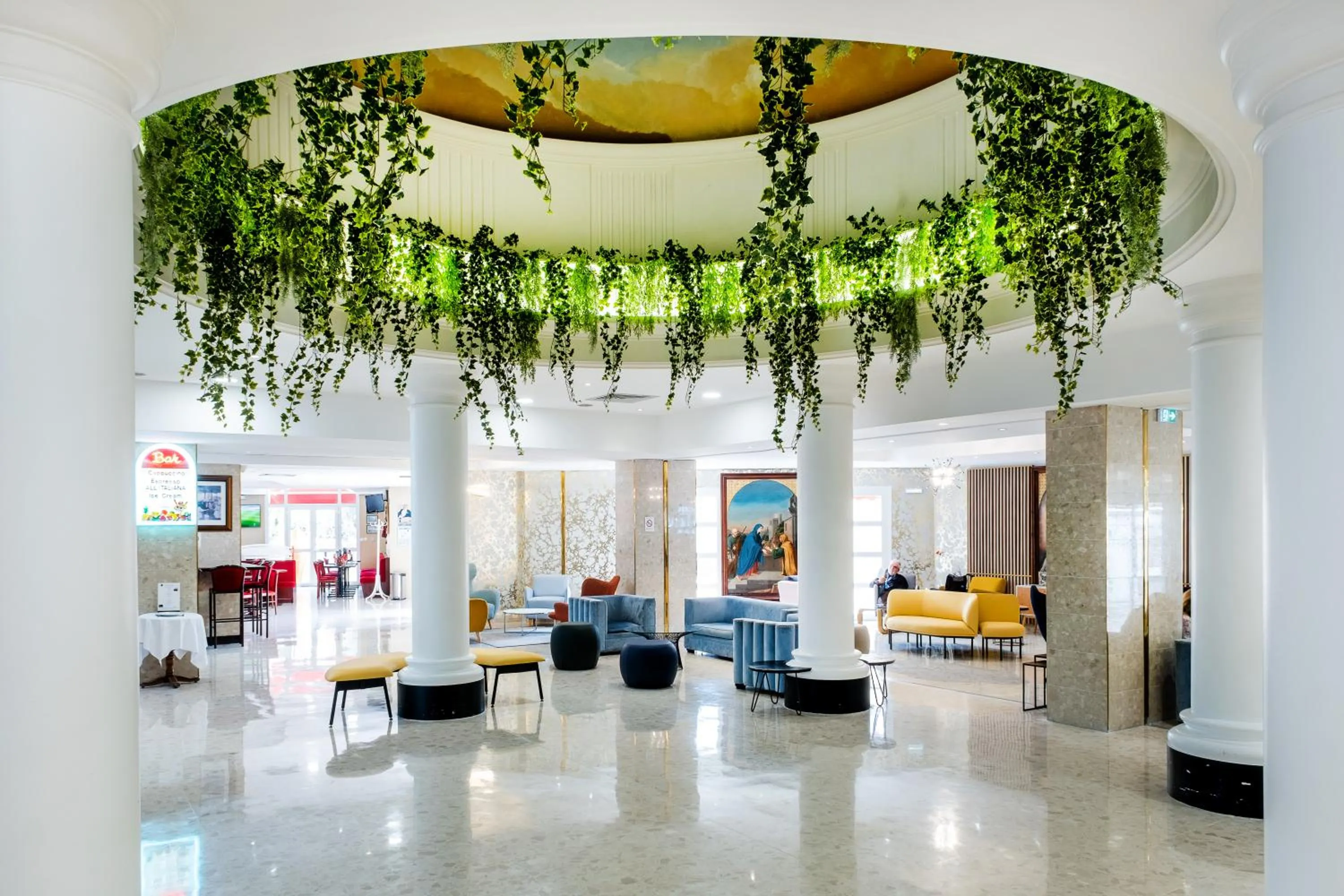 Lobby or reception in Hôtel La Solitude