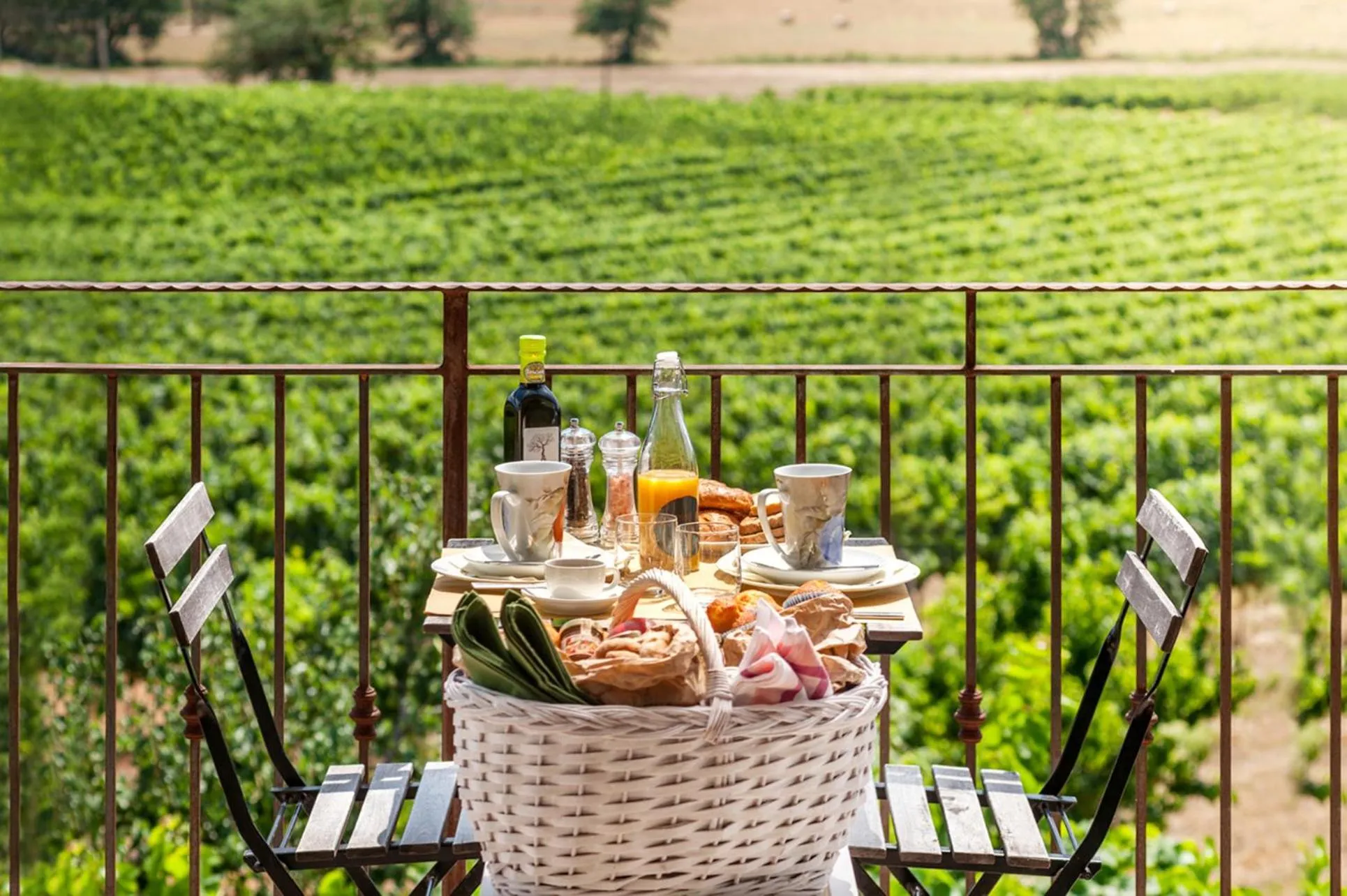 Breakfast in Poggiolivi Agriturismo Bio in Maremma