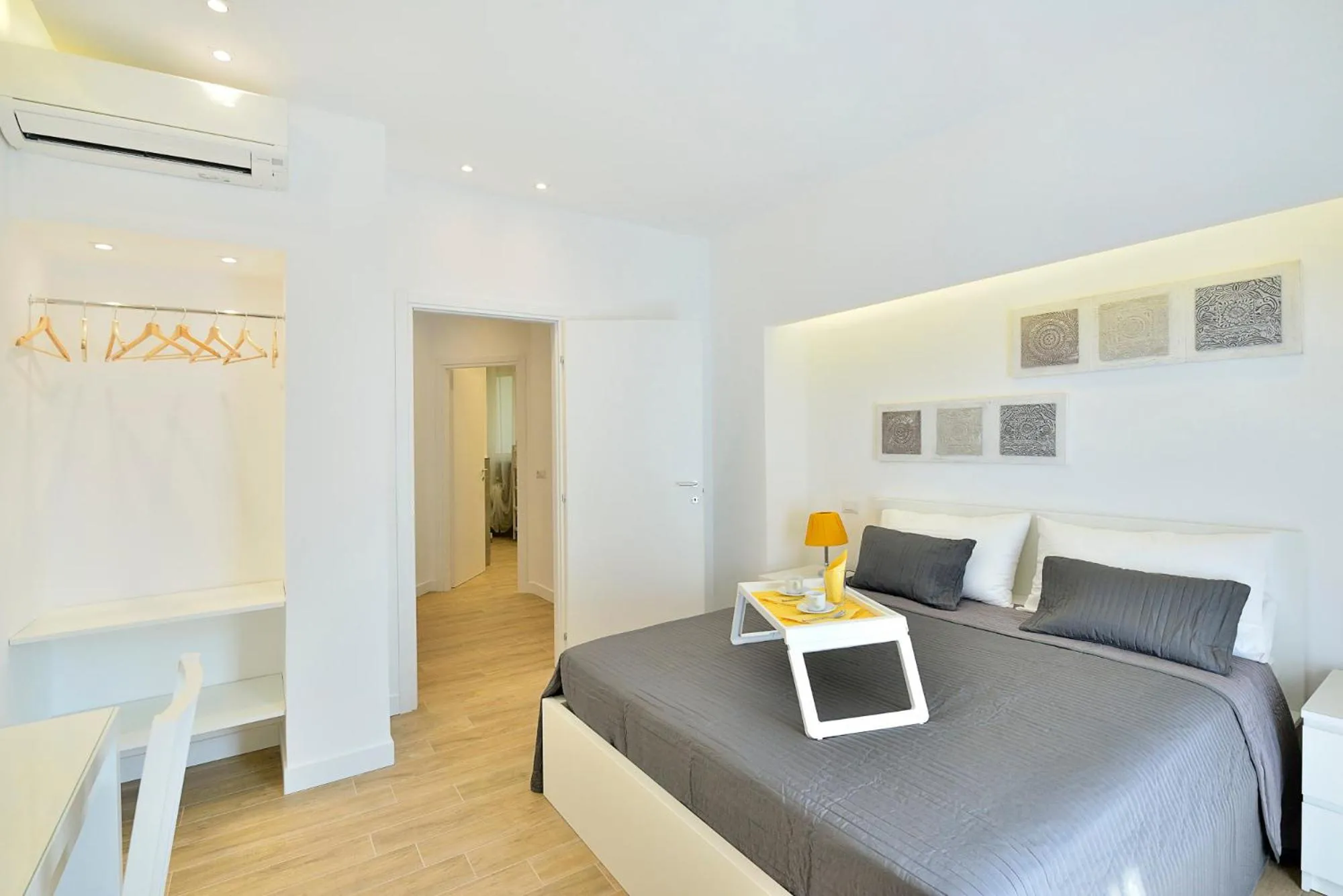 New Romantic Trastevere Apartment