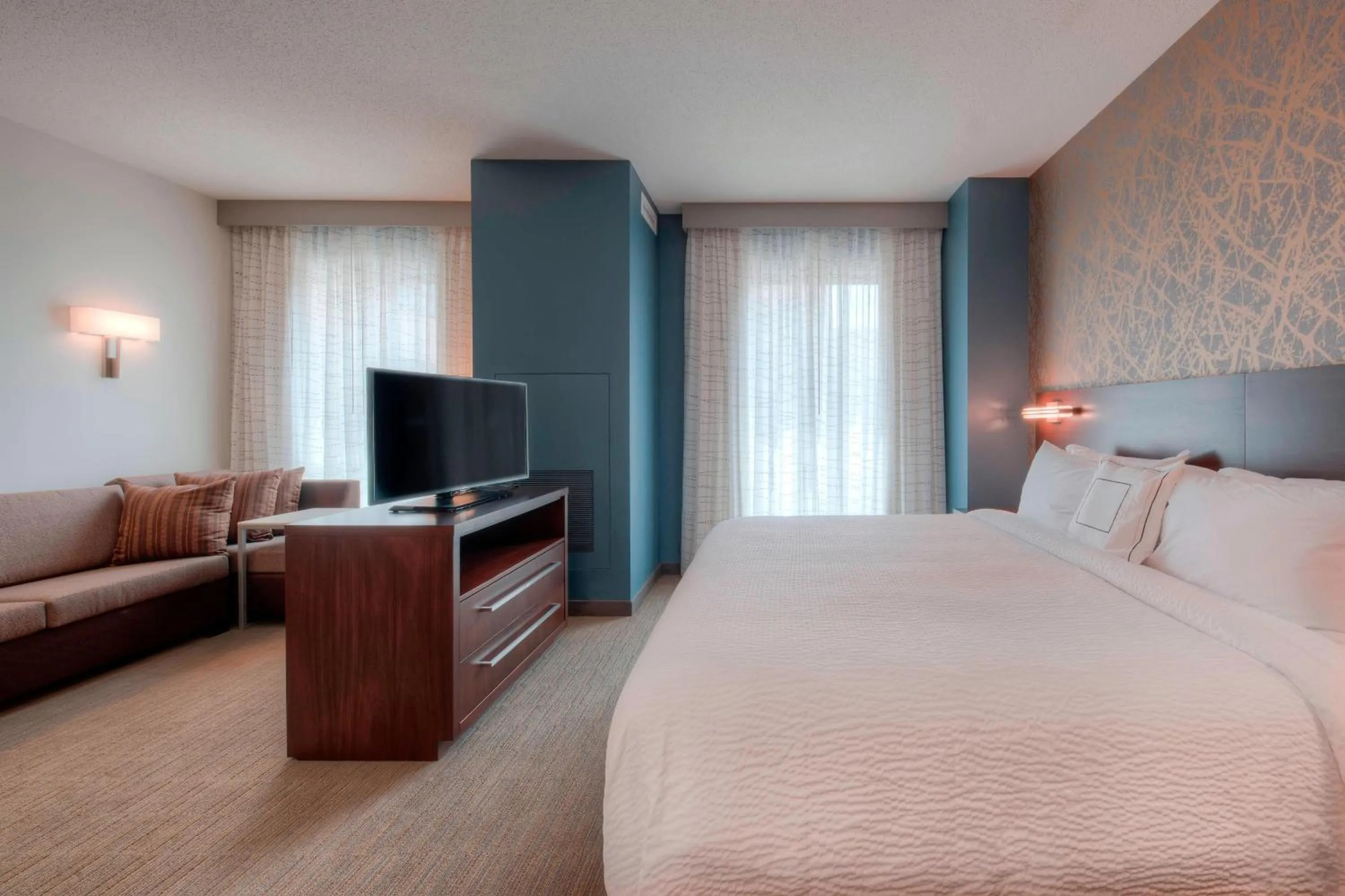 Photo of the whole room, Bed in Residence Inn by Marriott Raleigh Downtown