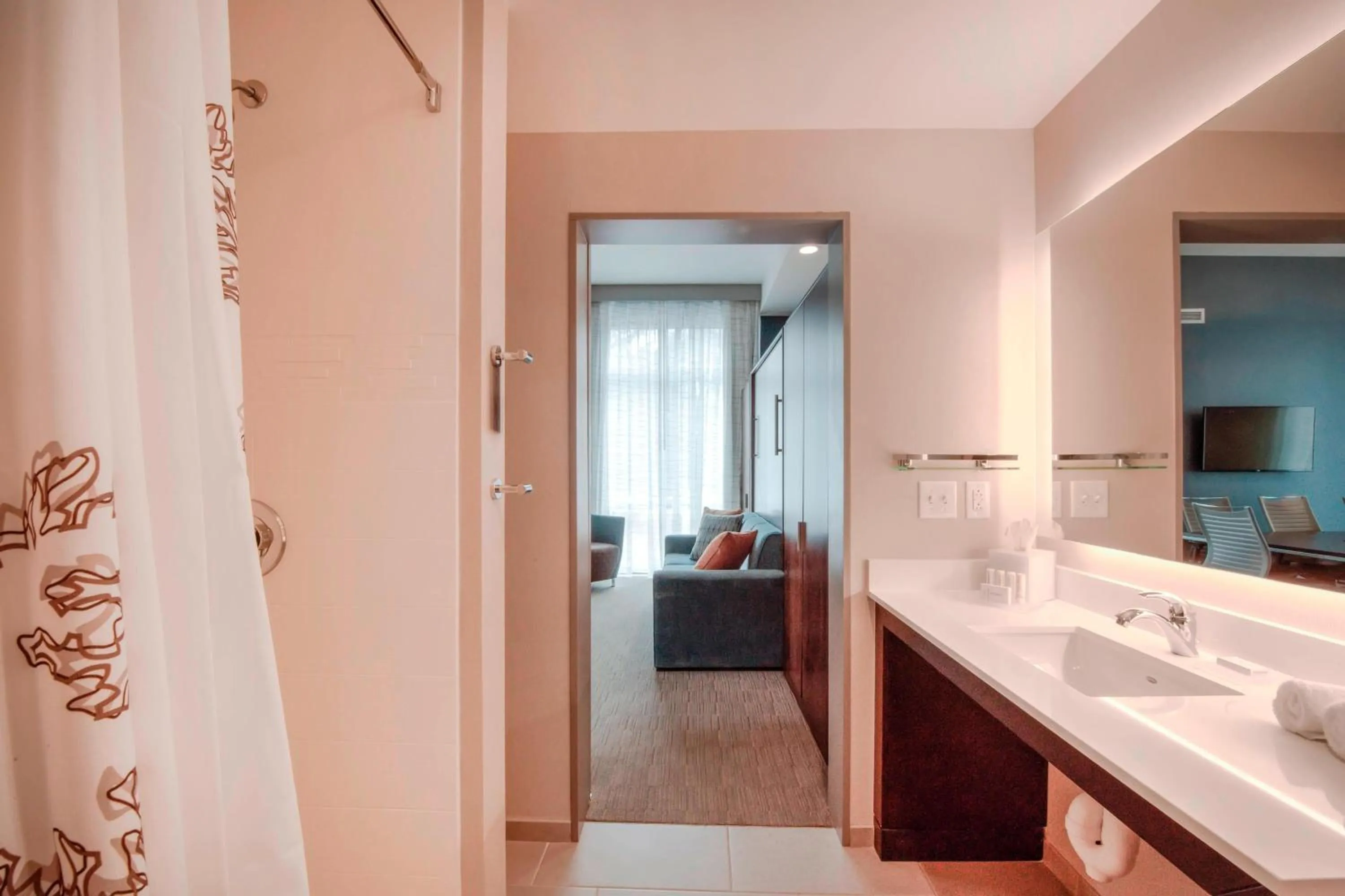 Bathroom, Bed in Residence Inn by Marriott Raleigh Downtown