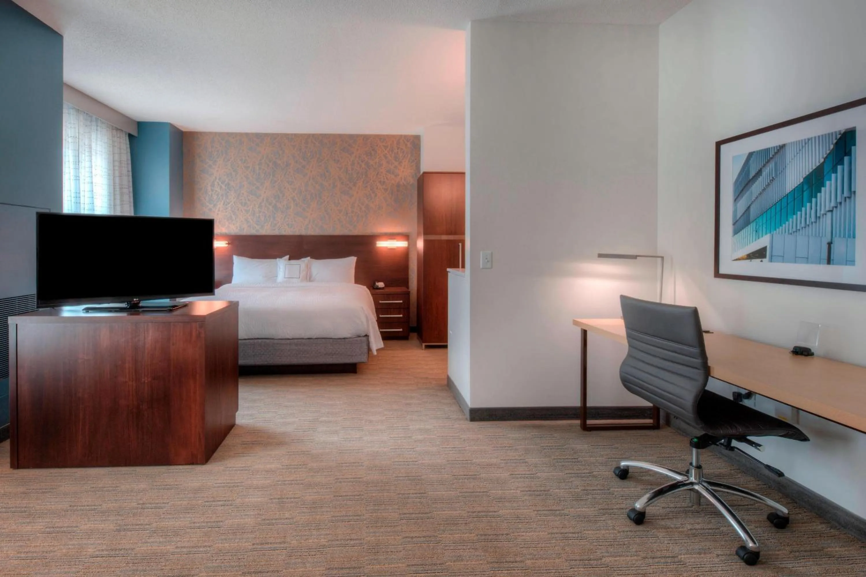 Photo of the whole room, Bed in Residence Inn by Marriott Raleigh Downtown