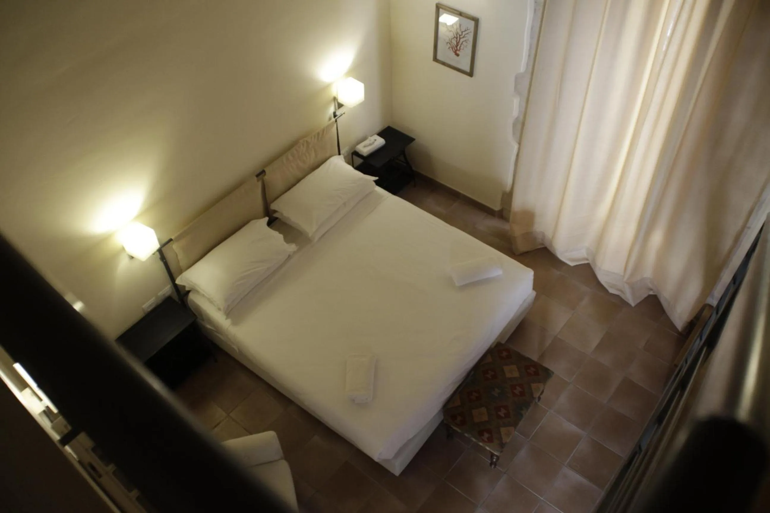 Photo of the whole room, Bed in Lanterne Magiche Ortigia