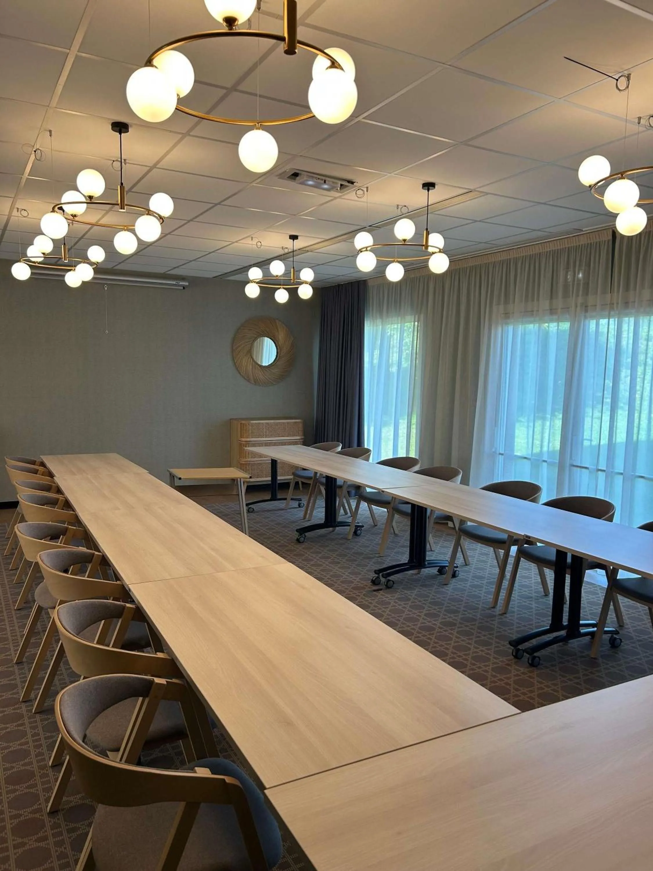 Meeting/conference room in ibis Styles Pontivy centre Bretagne