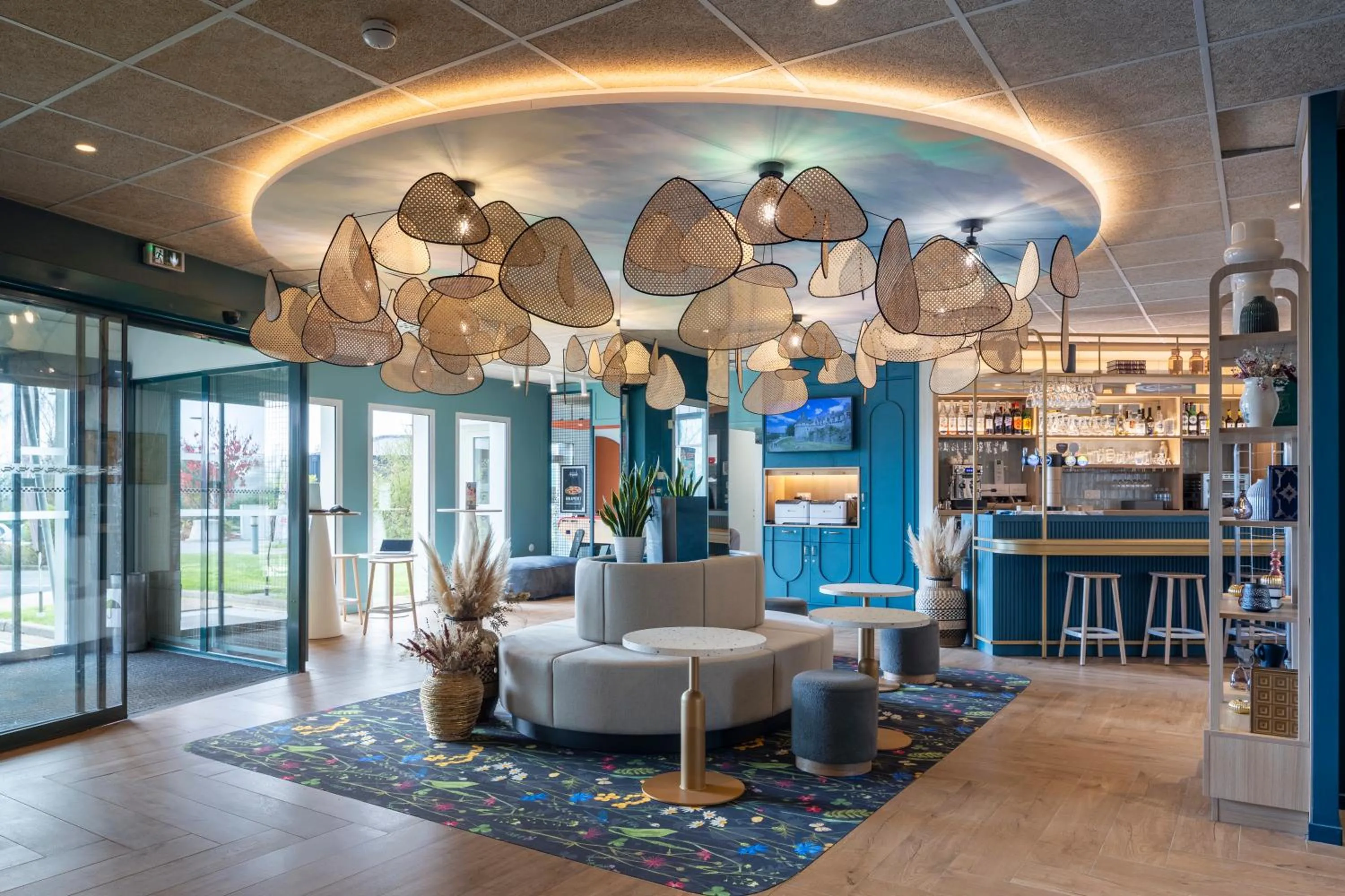Lobby or reception in ibis Styles Pontivy centre Bretagne