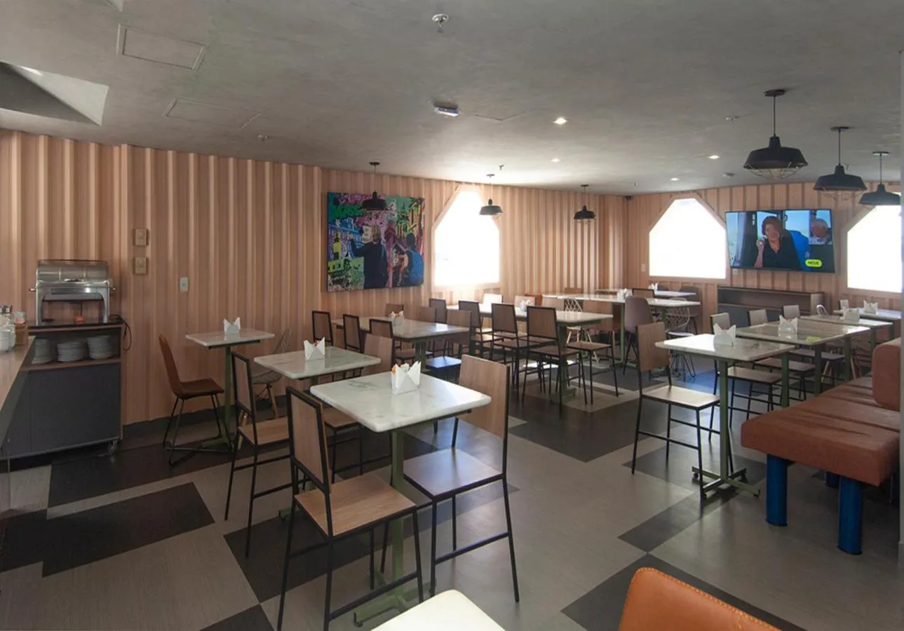 Restaurant/places to eat in Ibis Budget Salvador