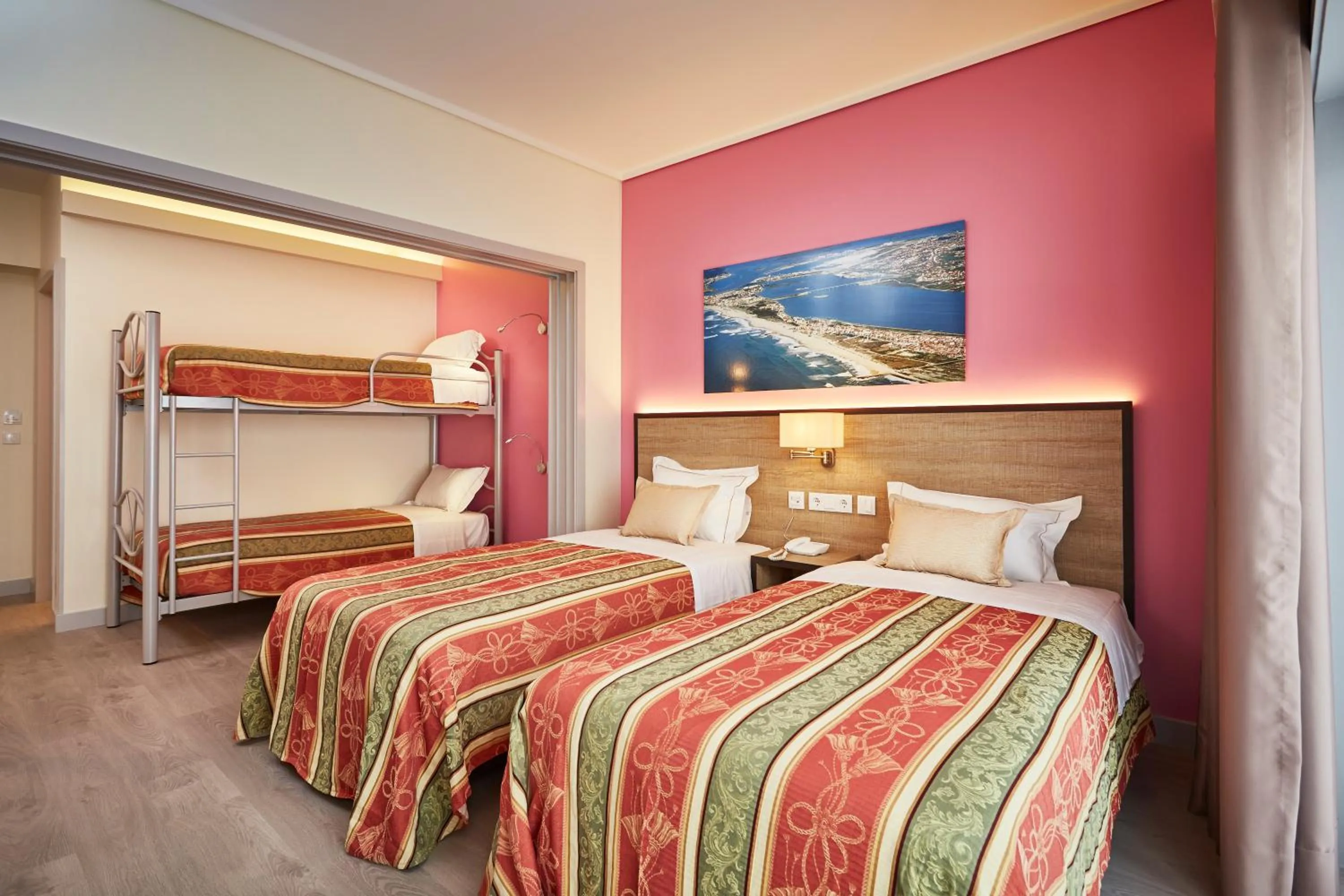 Decorative detail, Bed in Suites & Hostel Cidade Aveiro