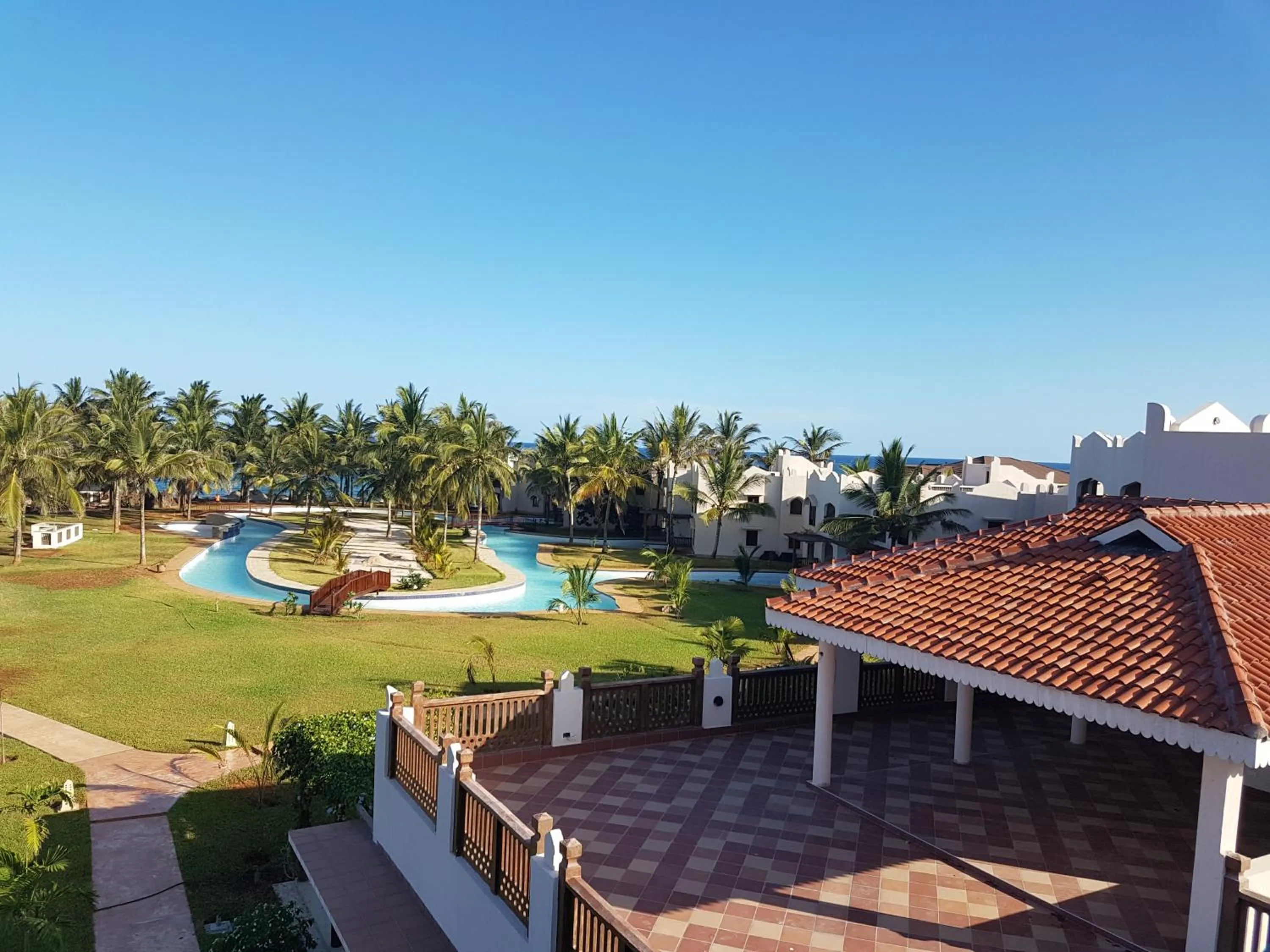 Property building in Silver Palm Spa & Resort