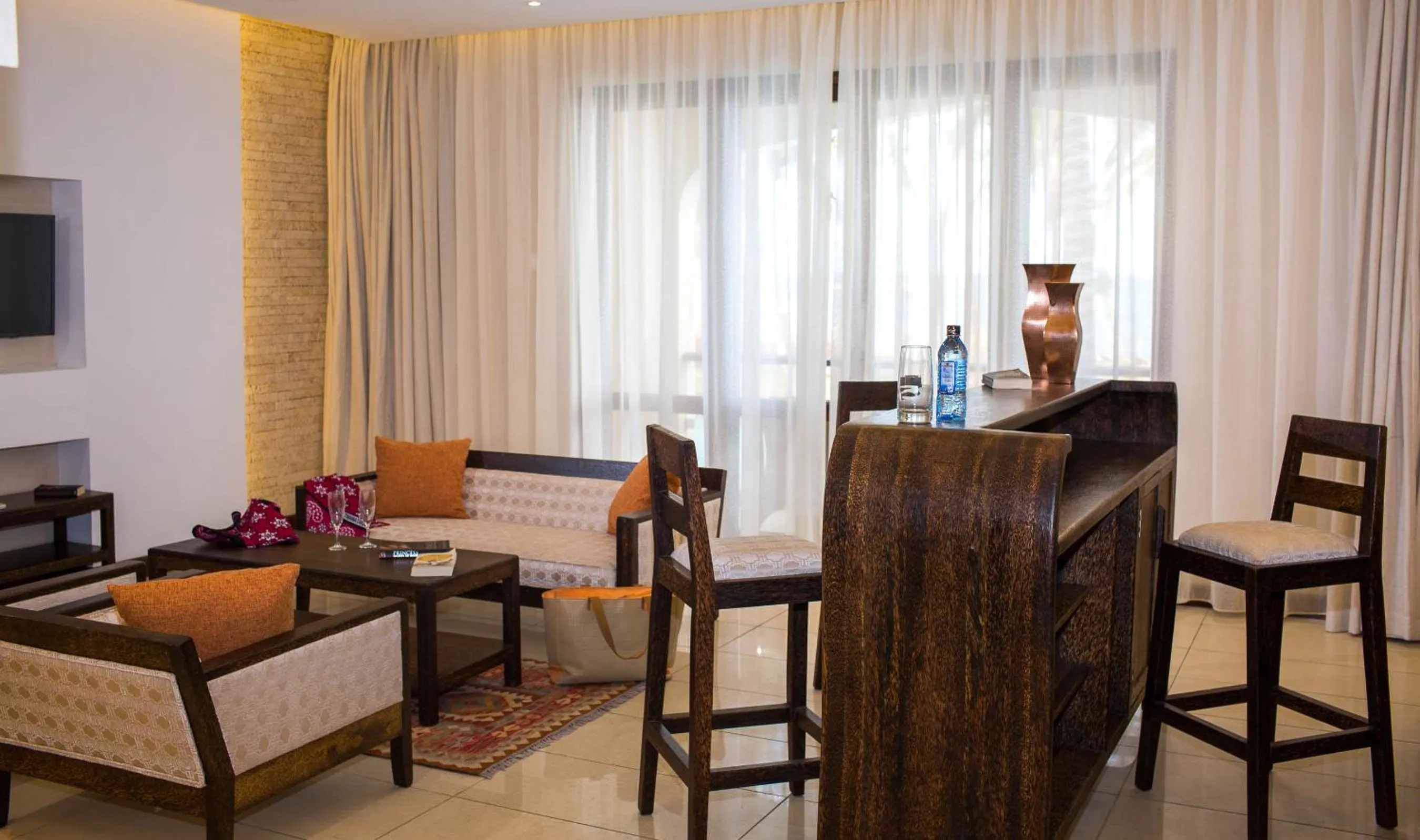 Living room in Silver Palm Spa & Resort