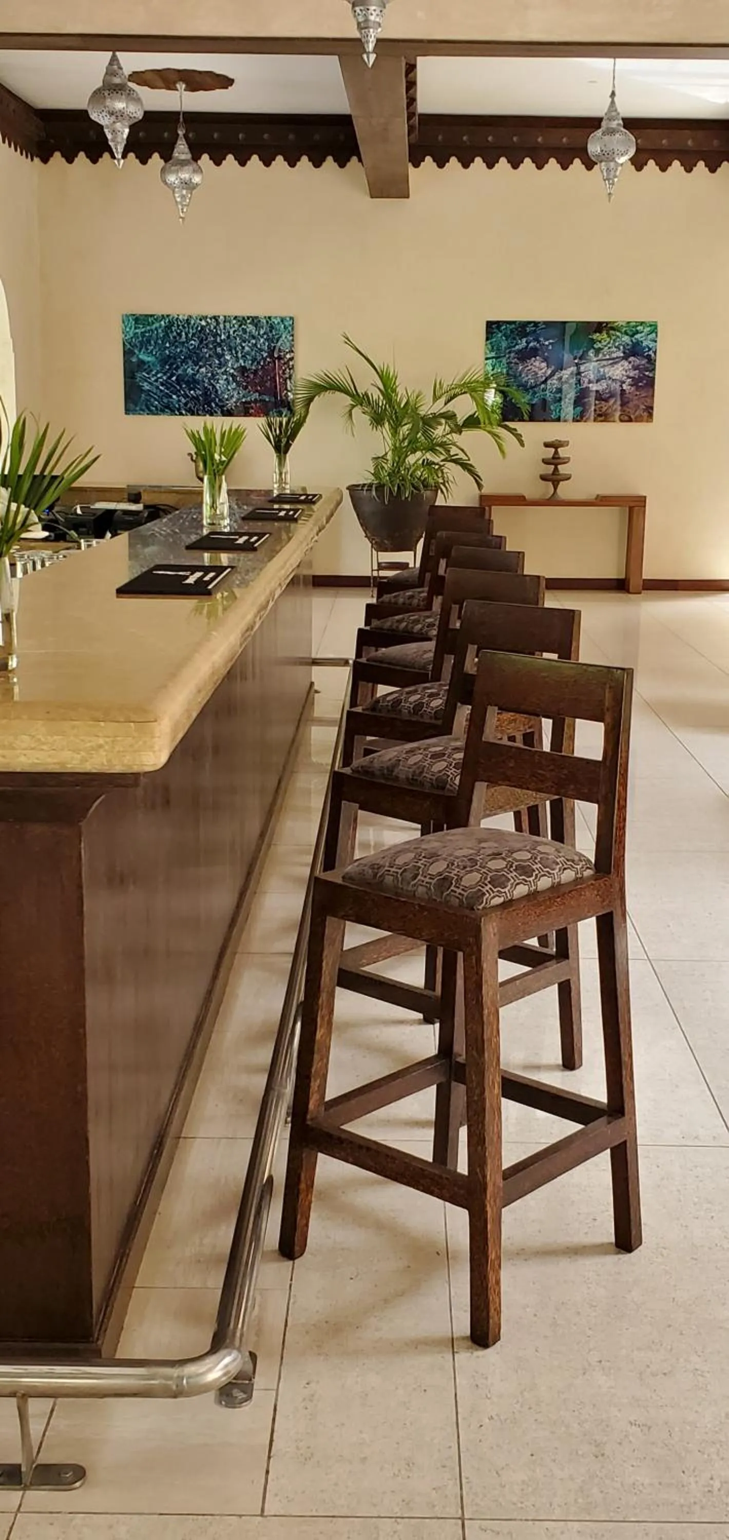 Lounge or bar in Silver Palm Spa & Resort