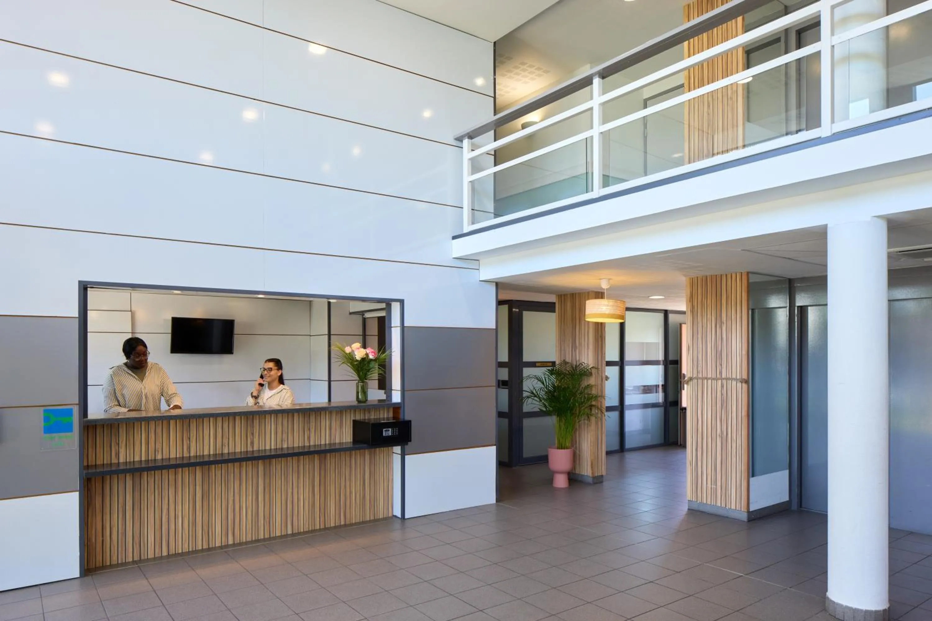 Lobby or reception in Zenitude Hôtel-Résidences Bordeaux Aéroport Mérignac