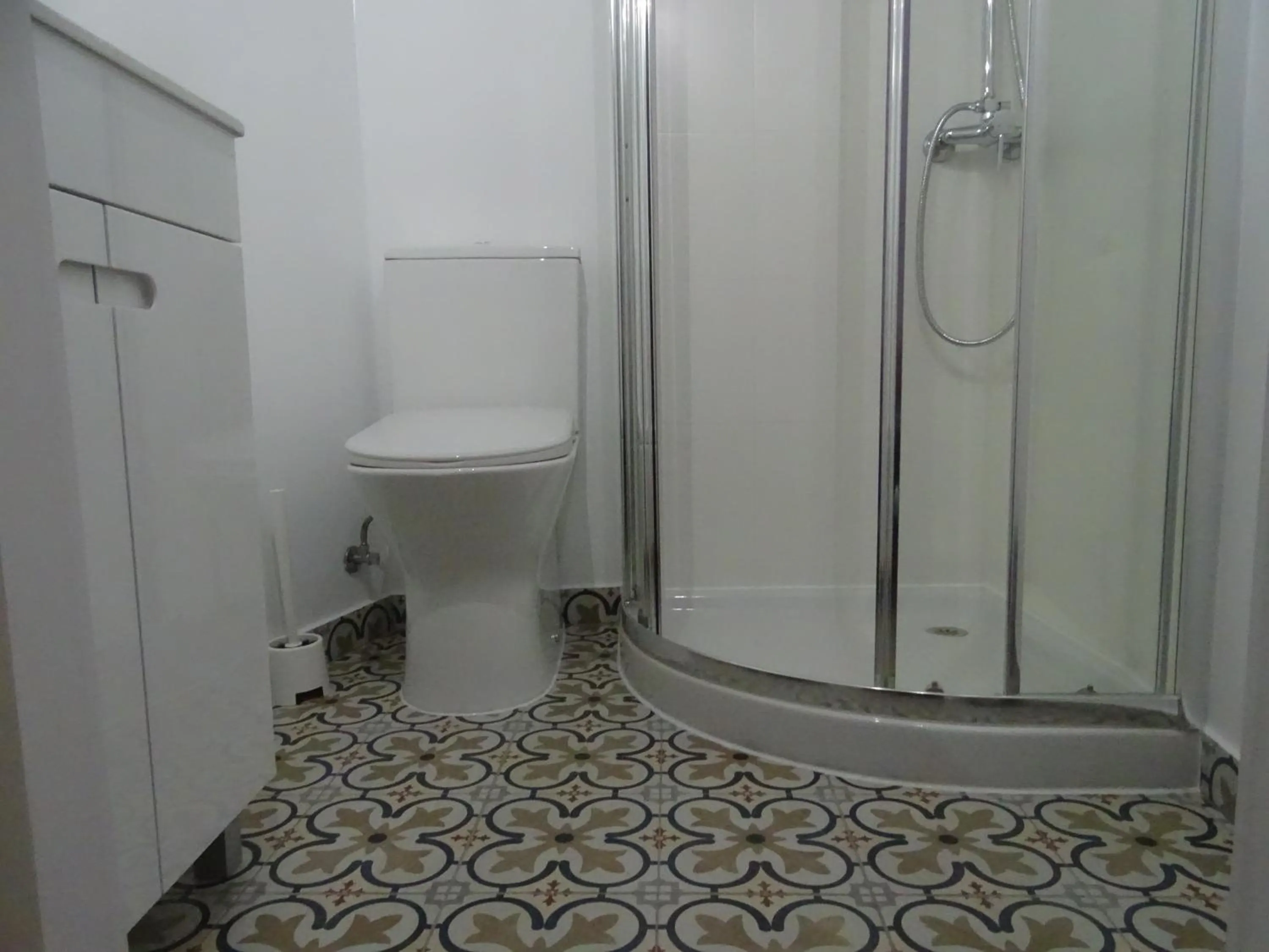 Bathroom in Apartments Center Castelo de São Jorge