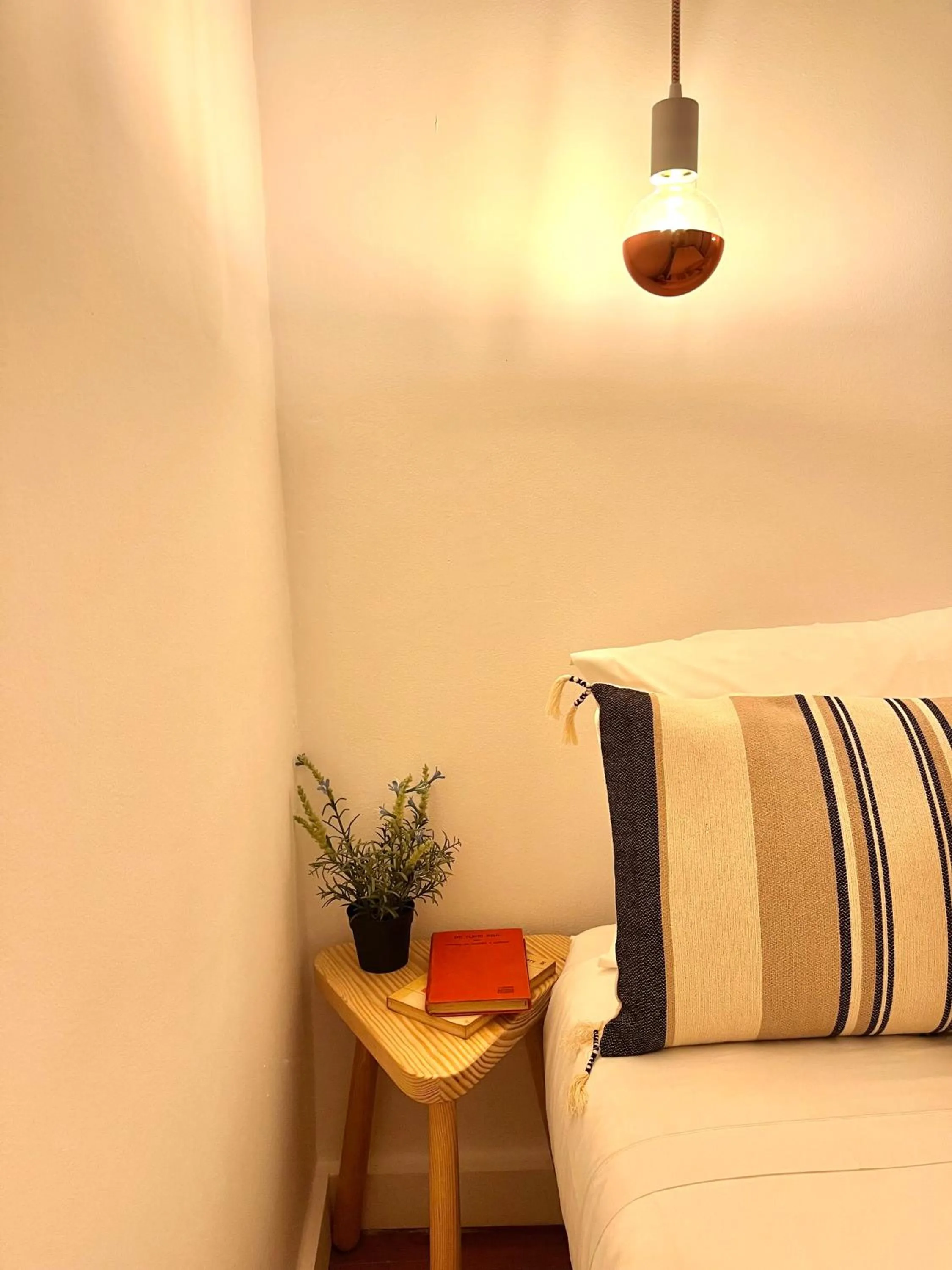 Decorative detail, Bed in Apartments Center Castelo de São Jorge