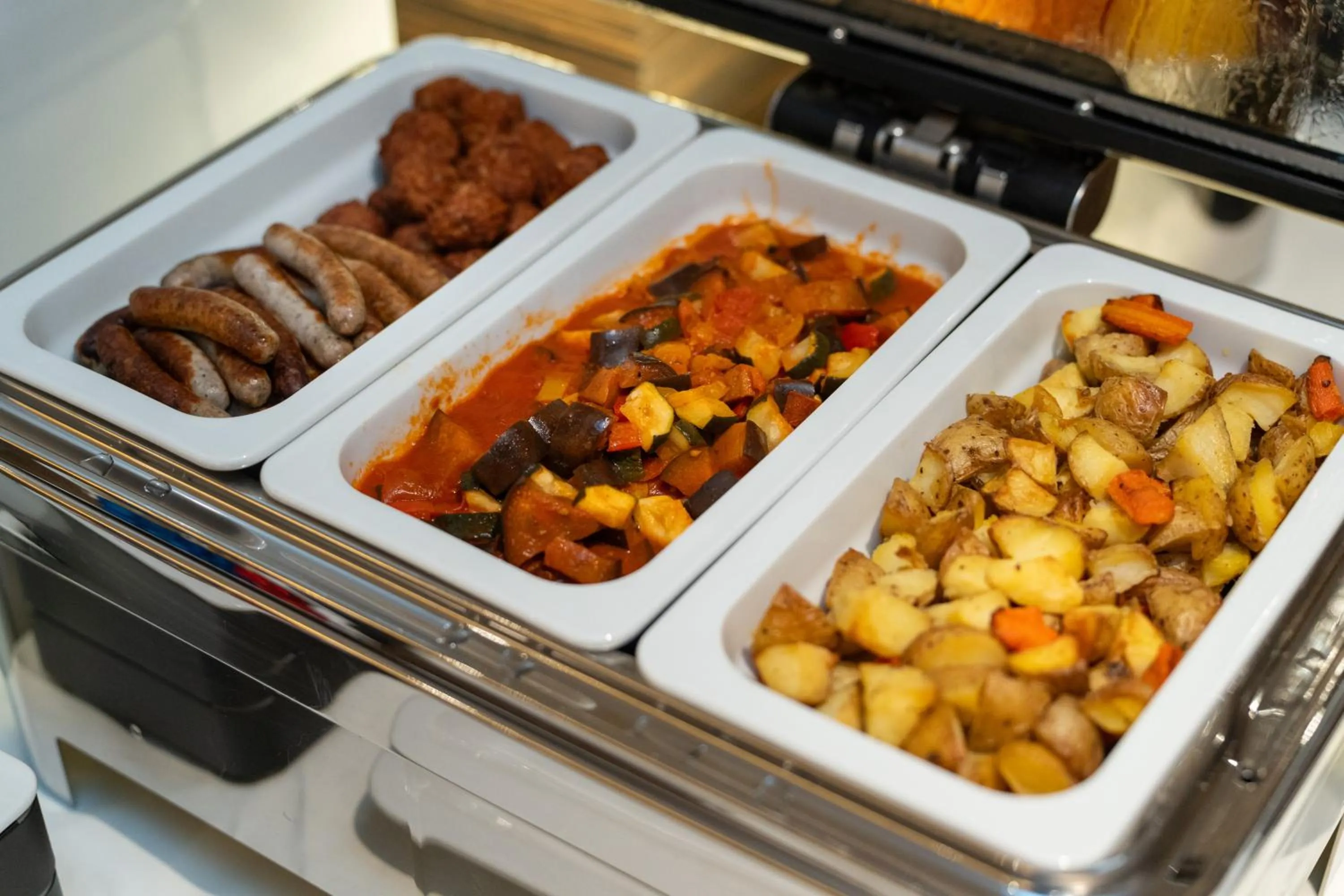 Buffet breakfast in Aqua Aurelia Suitenhotel an den Thermen