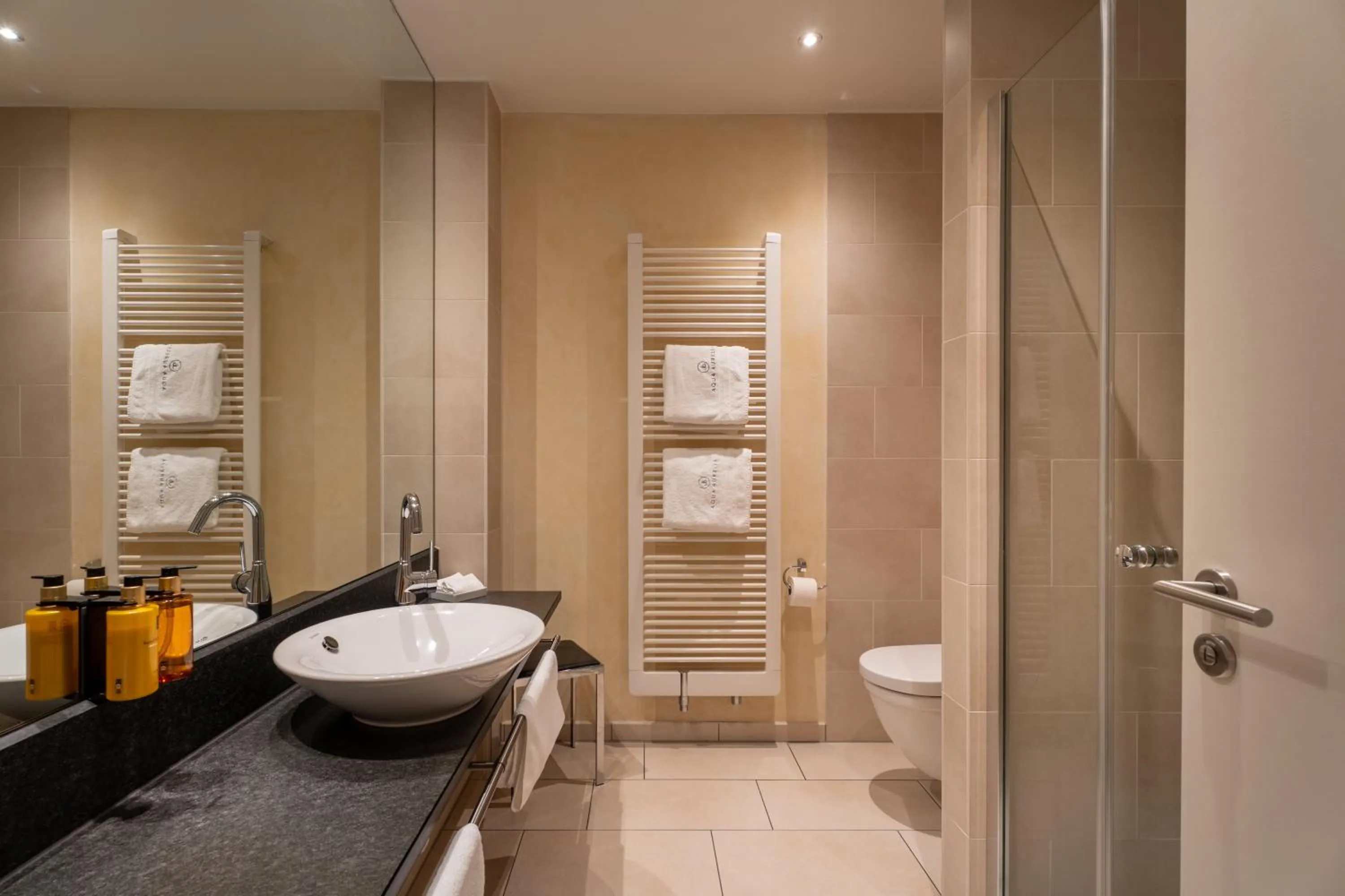 Bathroom in Aqua Aurelia Suitenhotel an den Thermen