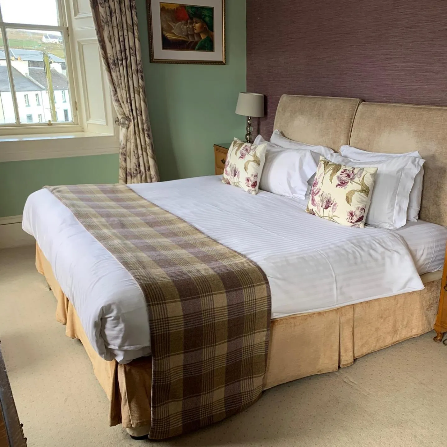 Bed in Port Charlotte Hotel