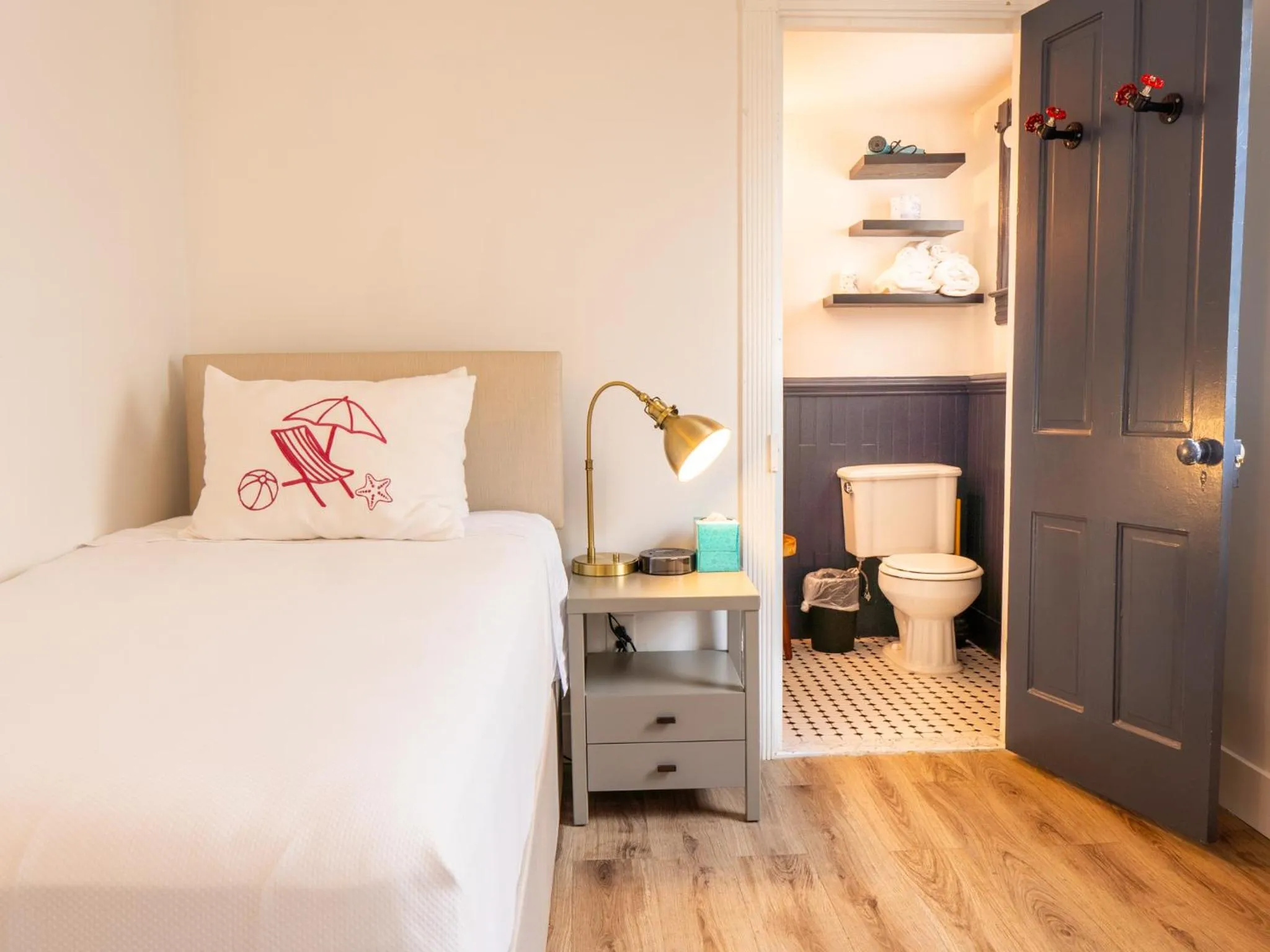 Bed in Beachliner Hotel