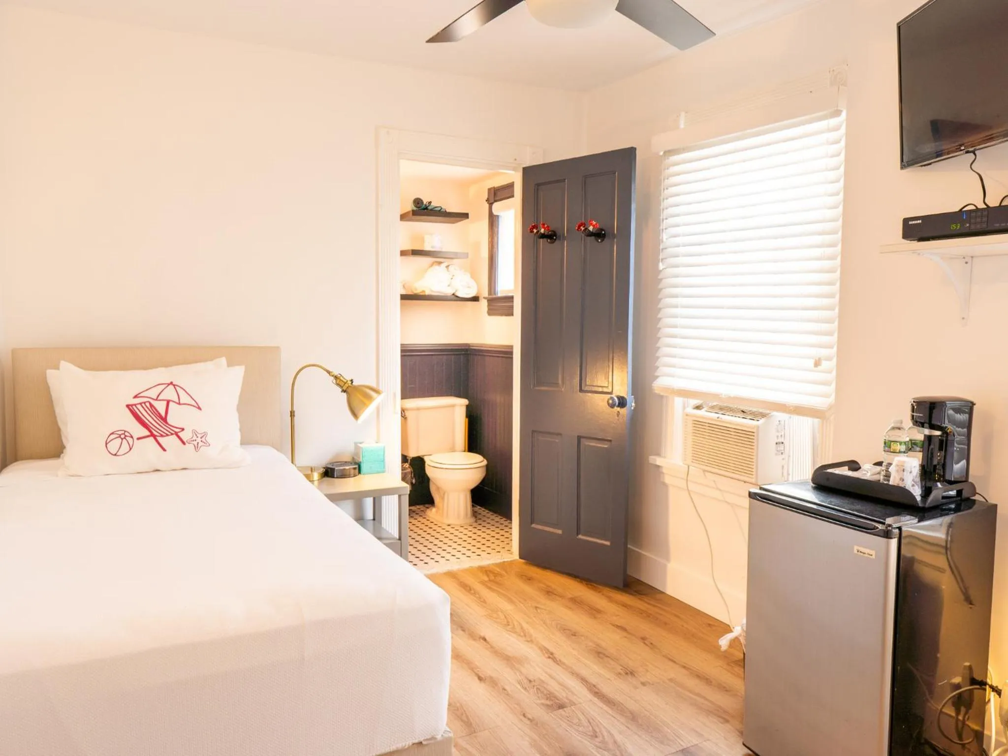 Bed in Beachliner Hotel