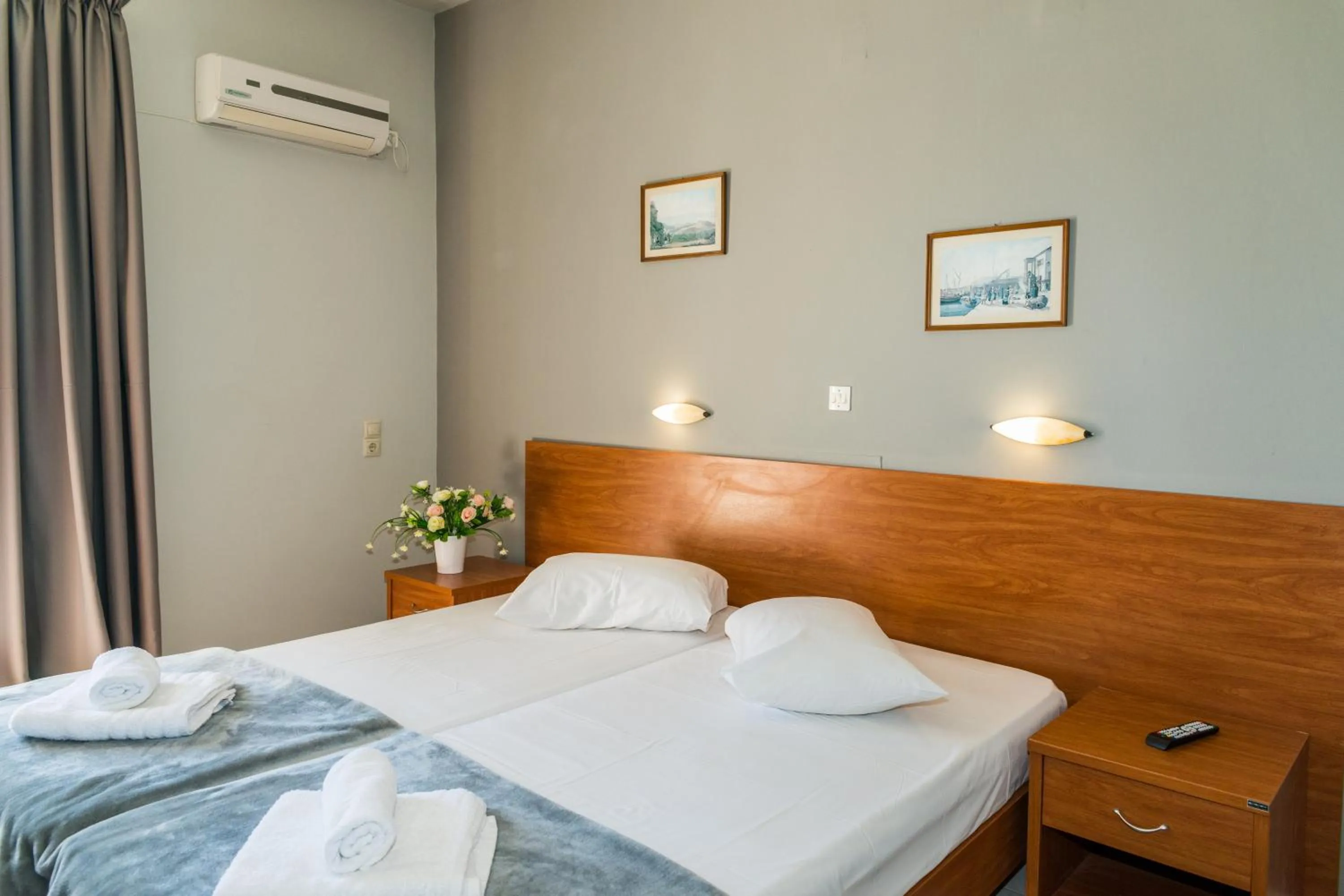 Bedroom, Bed in Laganas Dreams 2