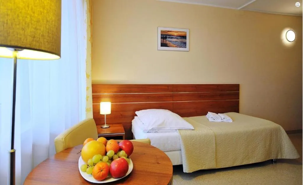 Photo of the whole room, Bed in Sanatorium Perla Baltyku