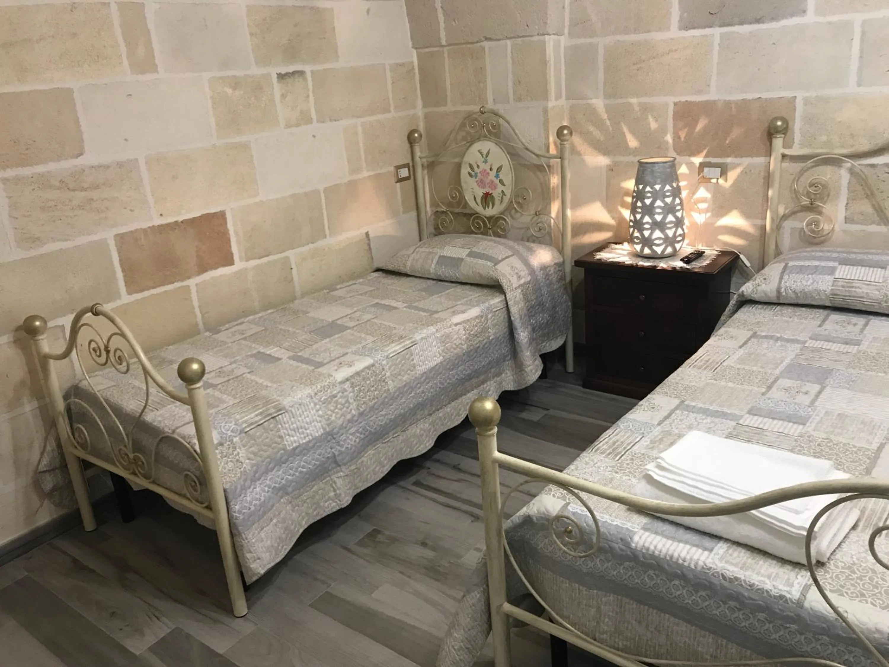 Bed in Li Caseddi ti lu Cesarinu