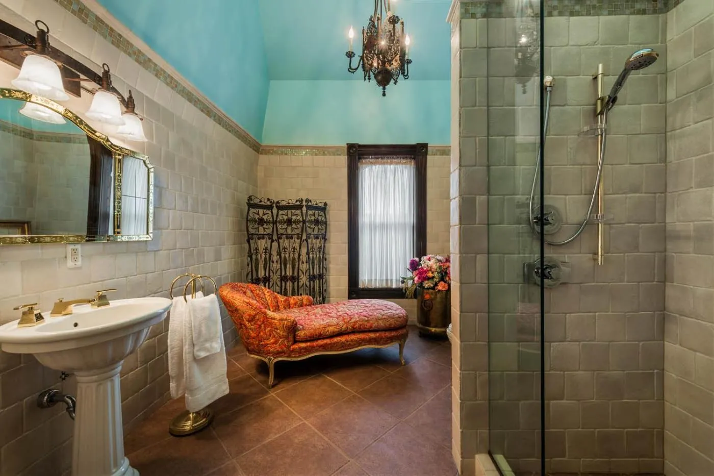 Photo of the whole room in The Inn at 97 Winder