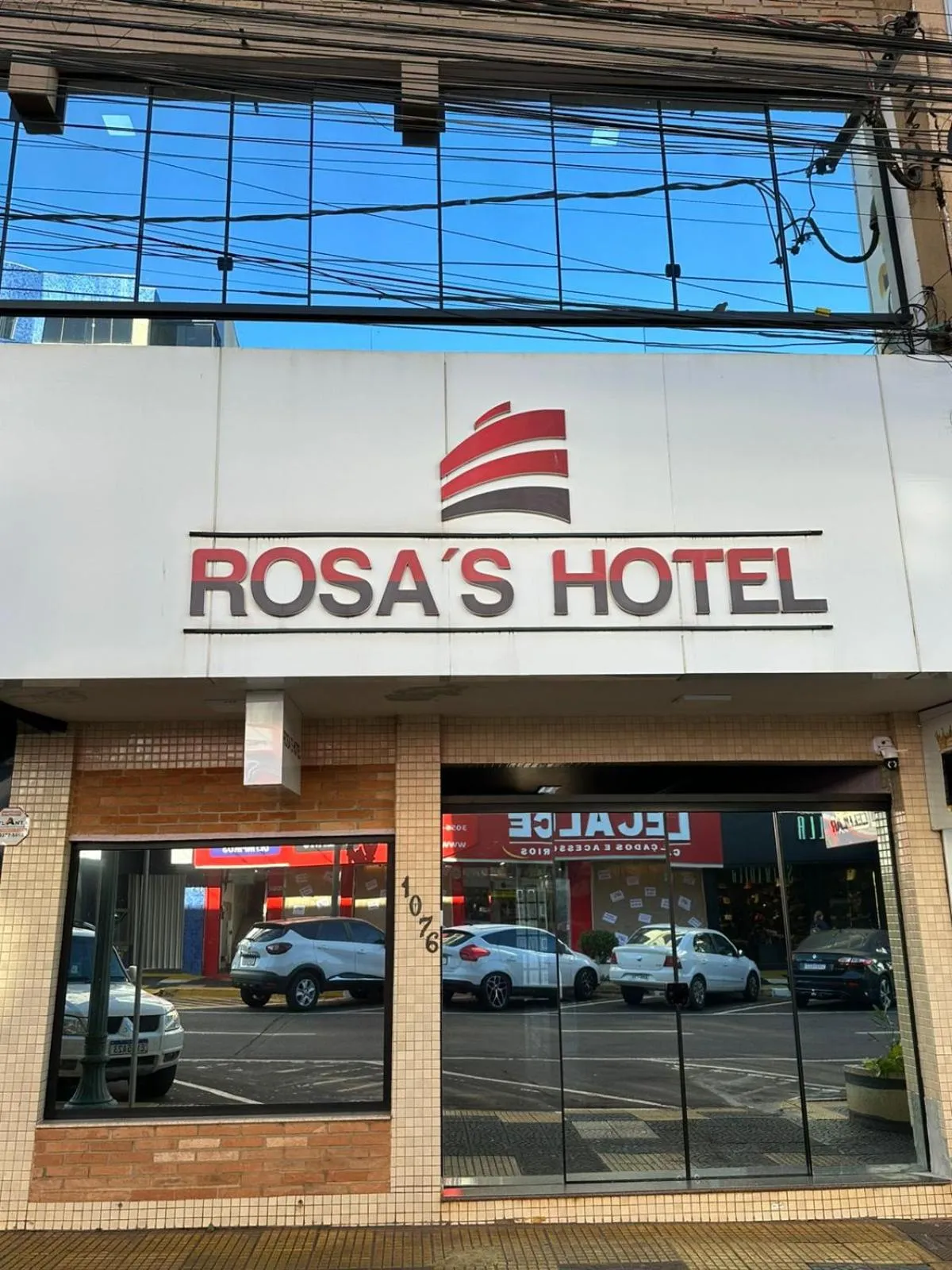 Rosa's Hotel
