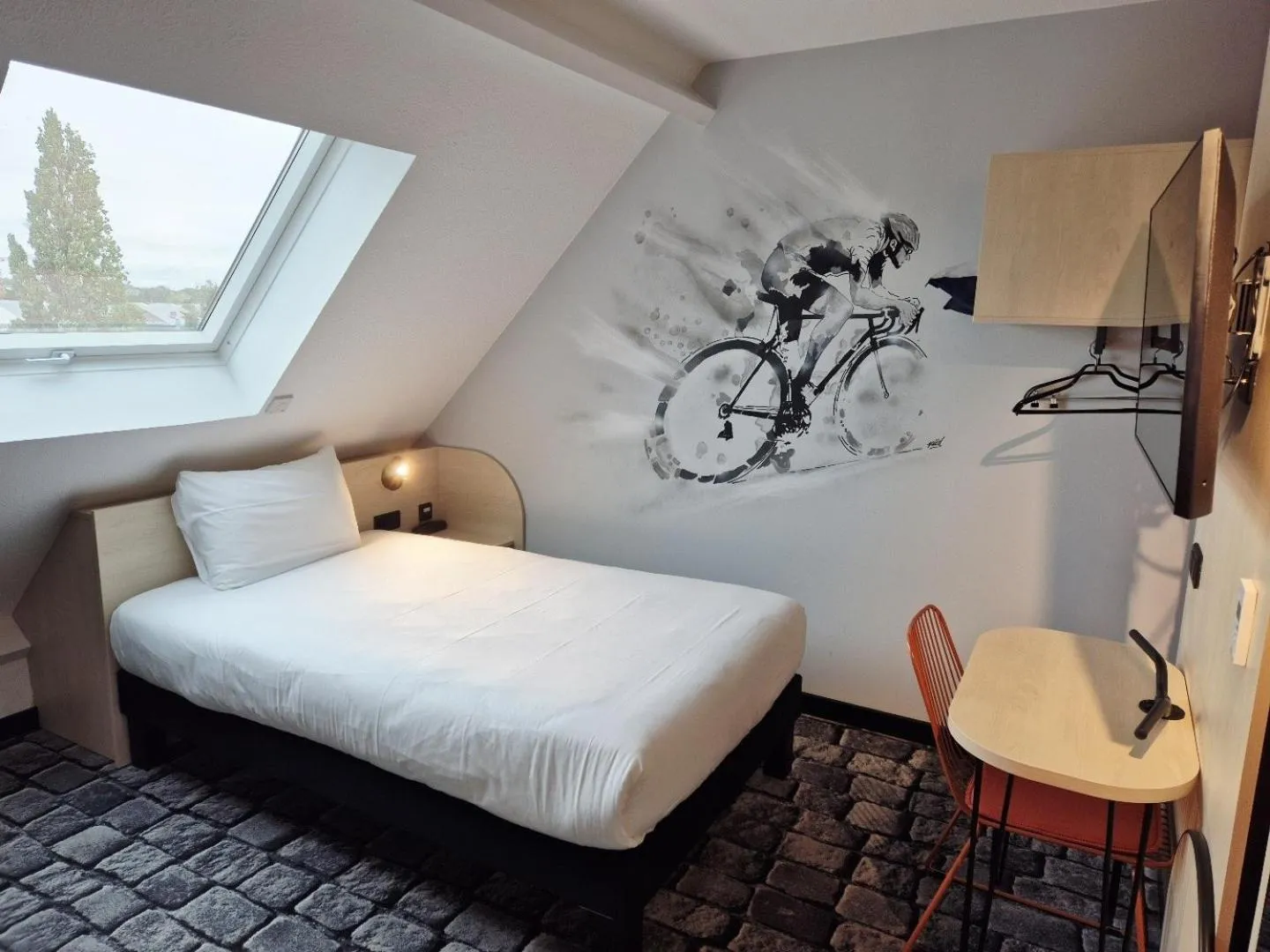 Bed in Hôtel Morphée Lille Villeneuve d'Ascq