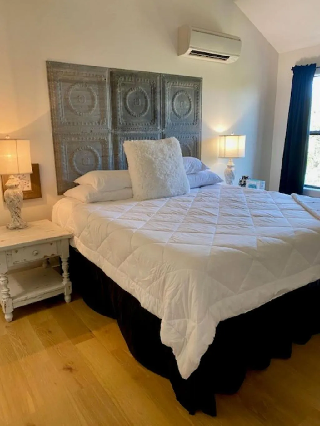 Bed in City on a Hill at Spring Creek