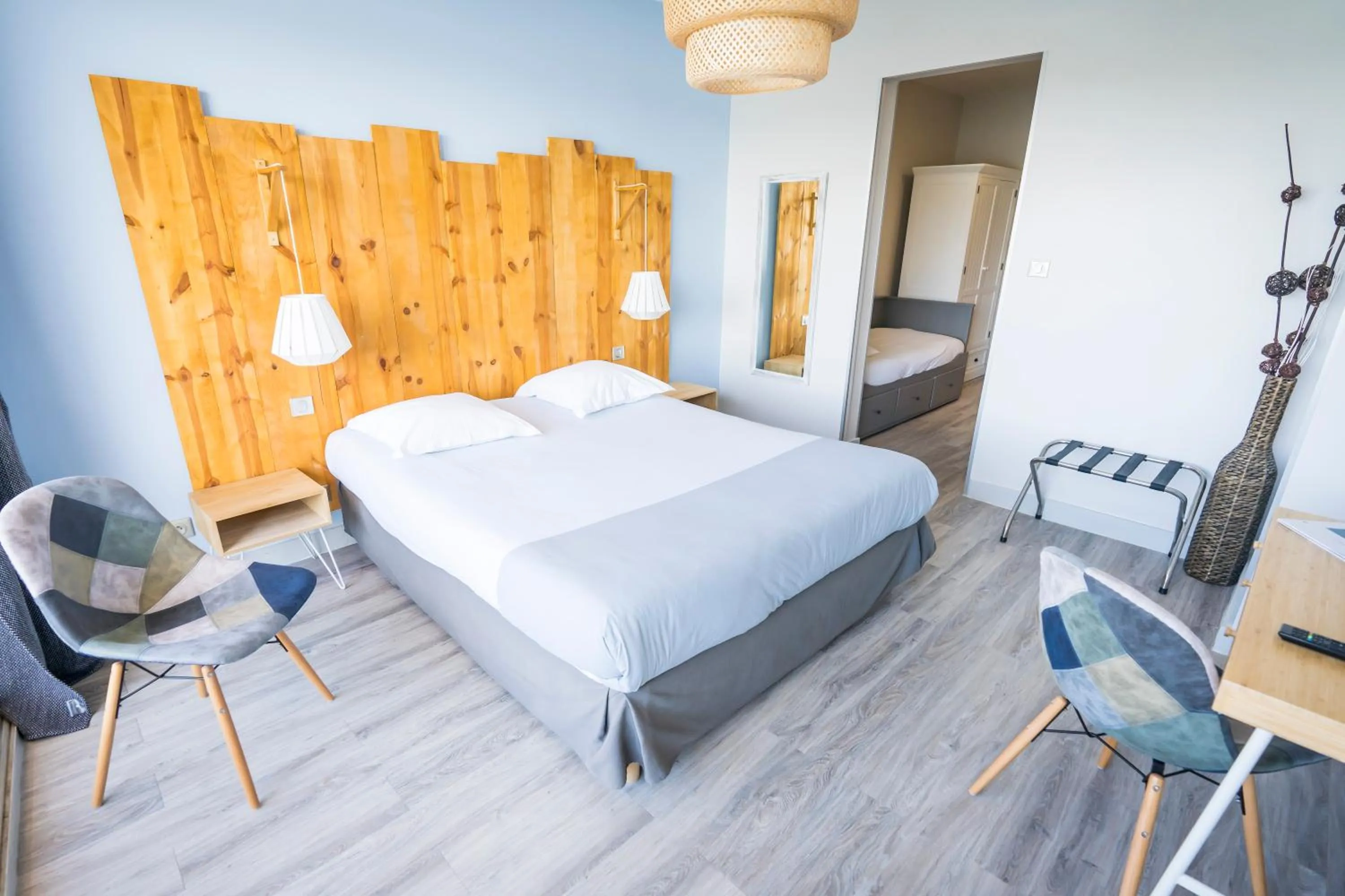 Photo of the whole room, Bed in Le Relais Du Lac