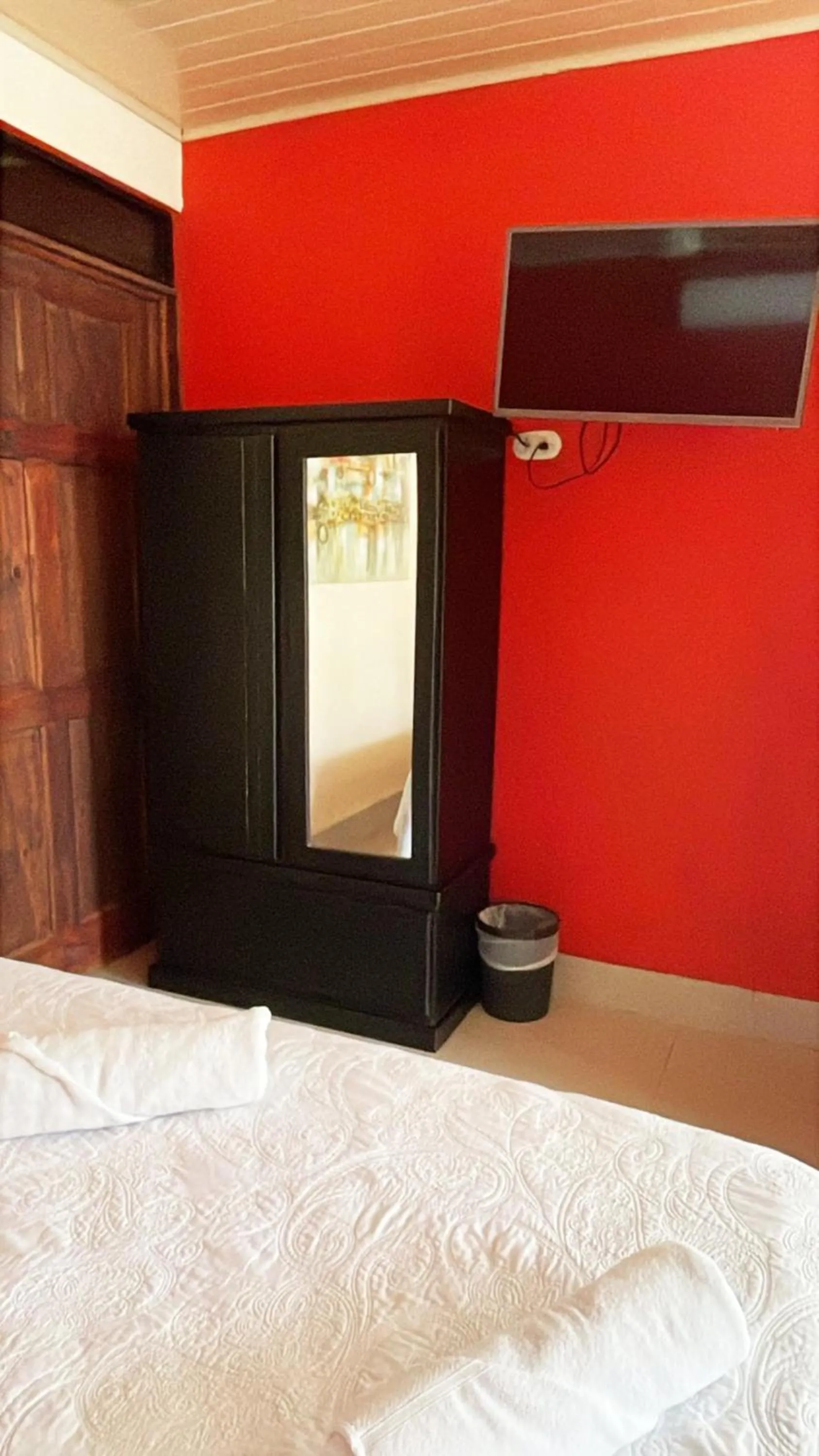 Bed in Millenium Manuel Antonio Park and beach