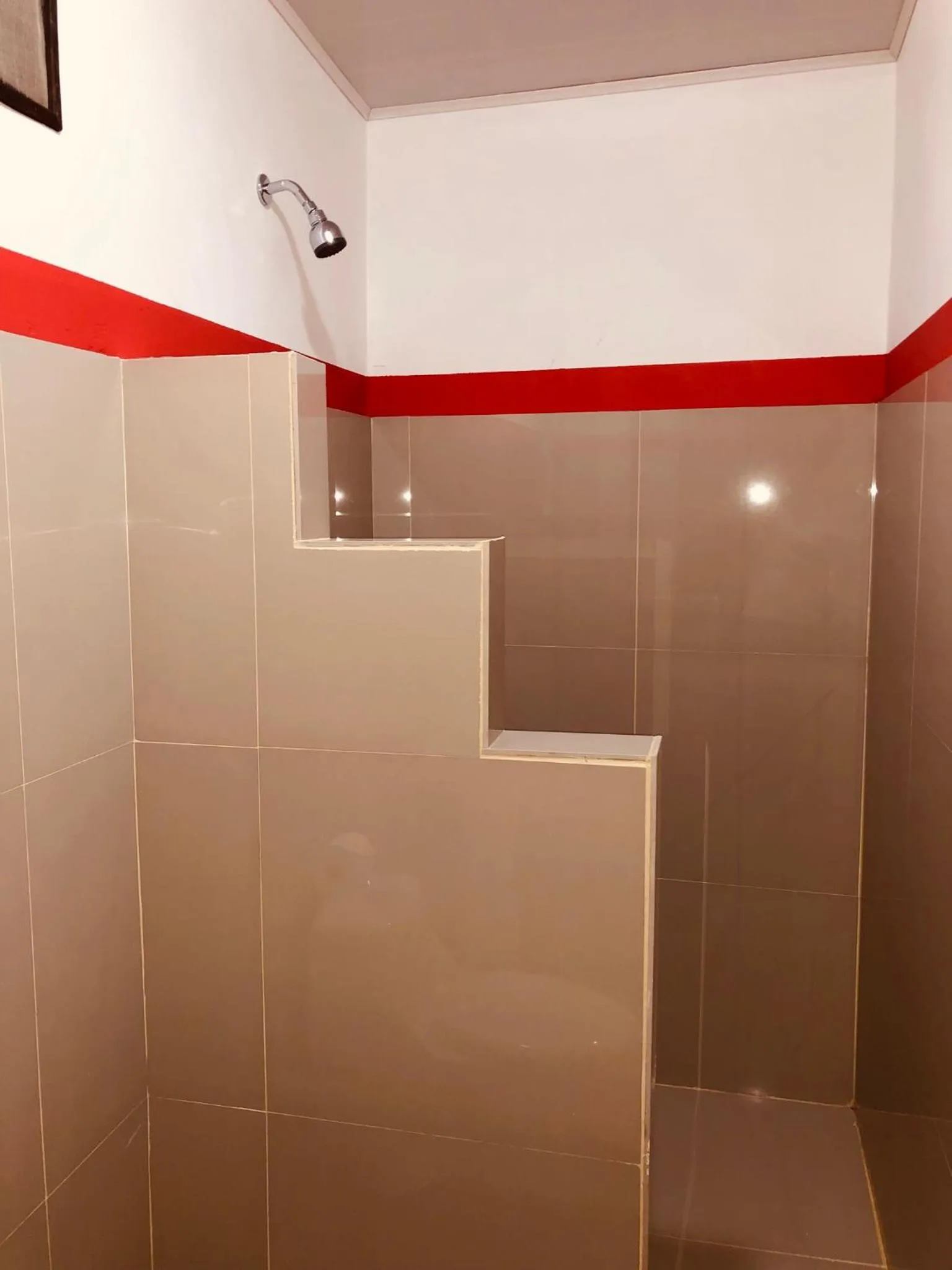 Bathroom in Millenium Manuel Antonio Park and beach