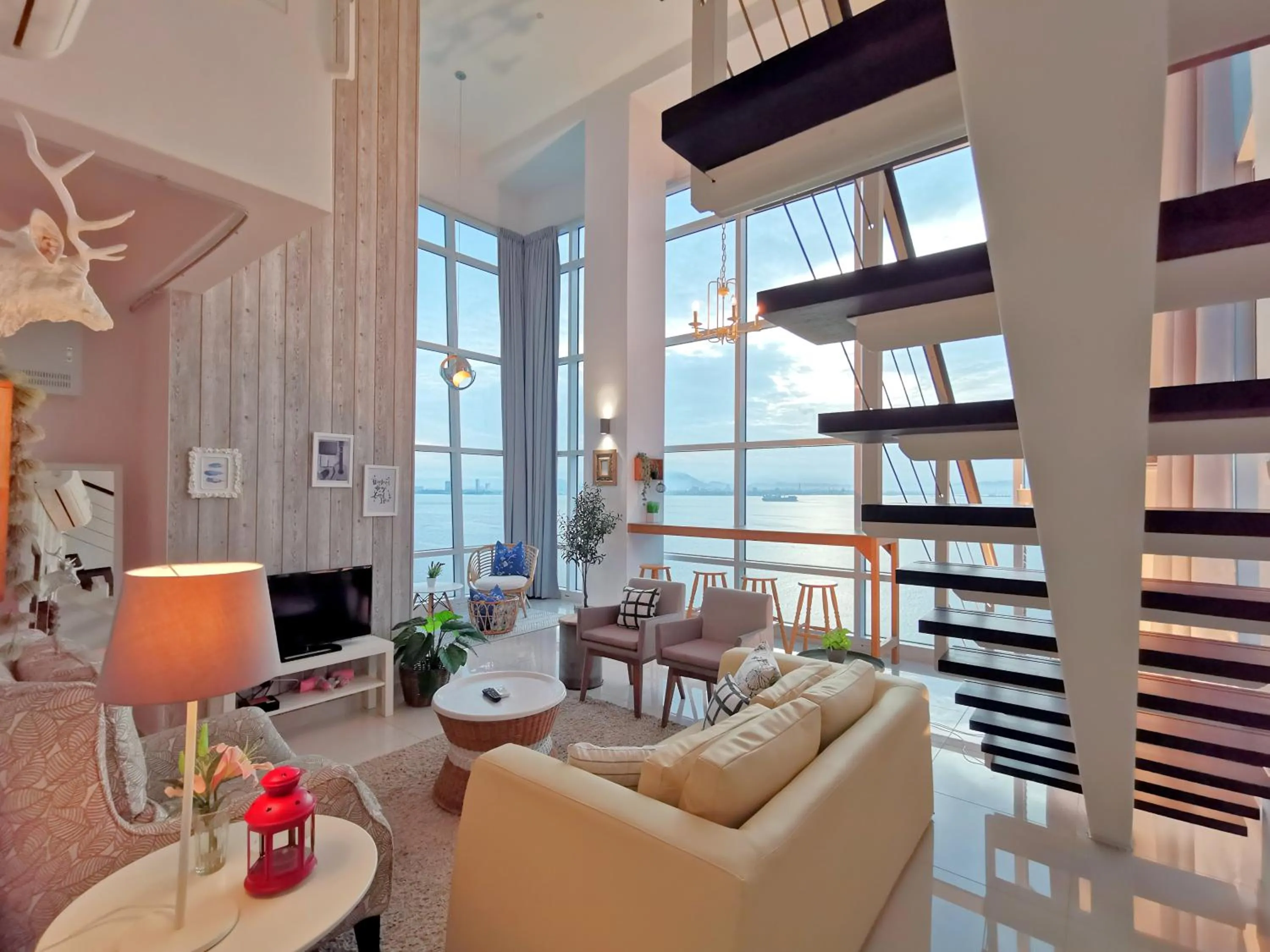 Living room in Maritime Suites Holiday Rental