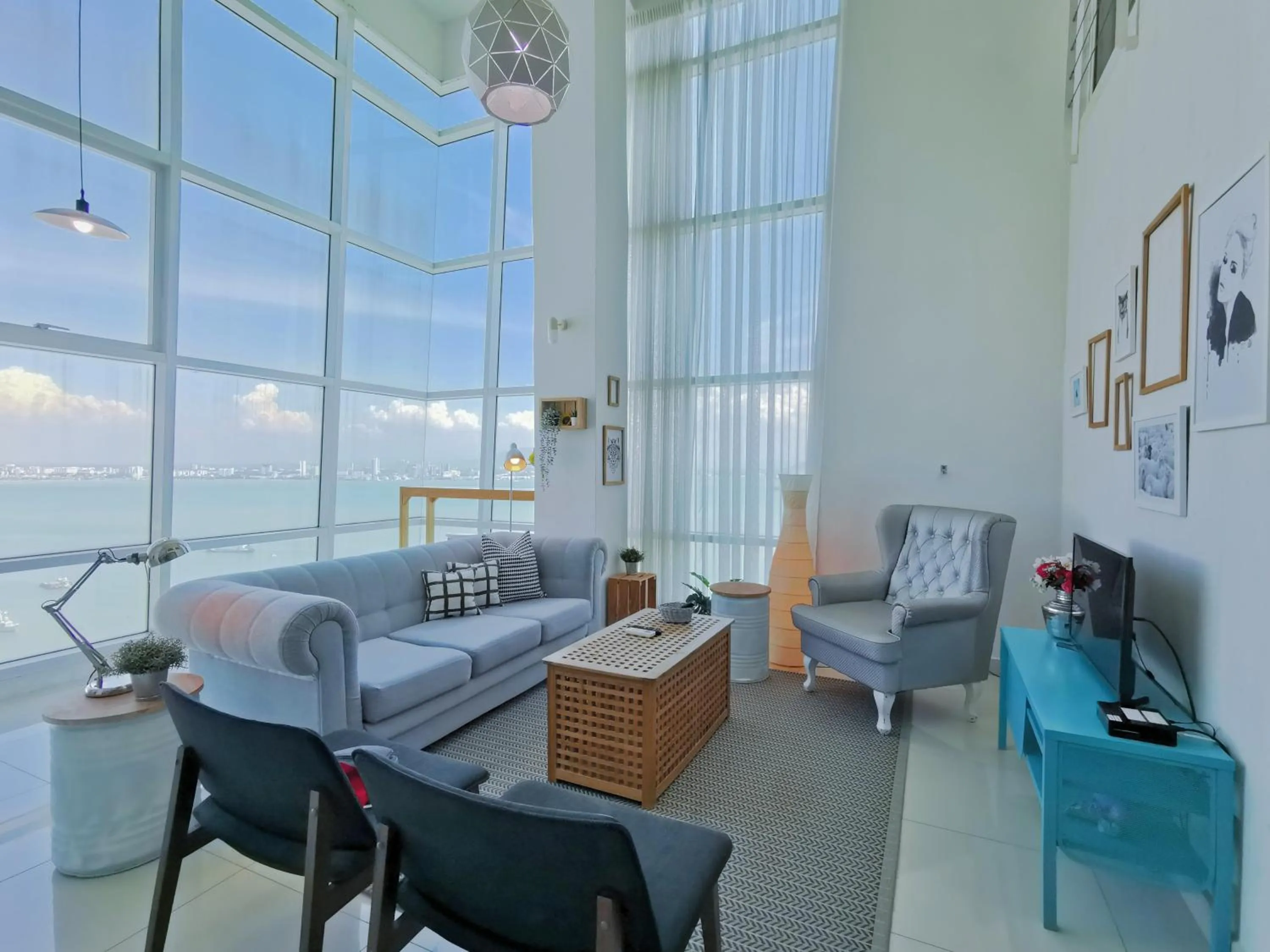 Living room in Maritime Suites Holiday Rental