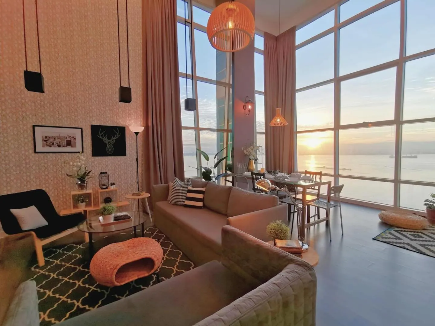 Living room in Maritime Suites Holiday Rental