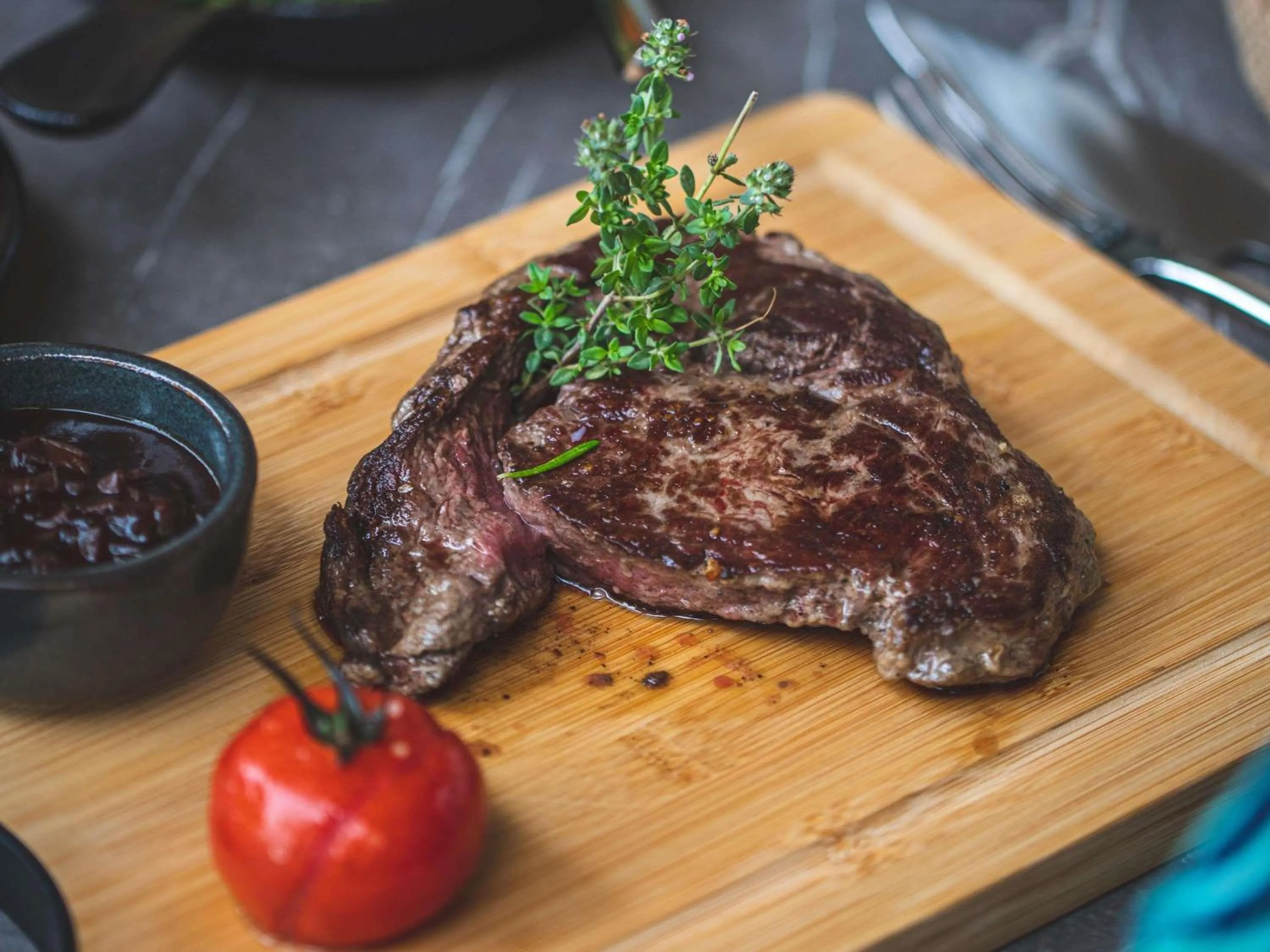 Restaurant/places to eat in Mercure Avignon Gare TGV