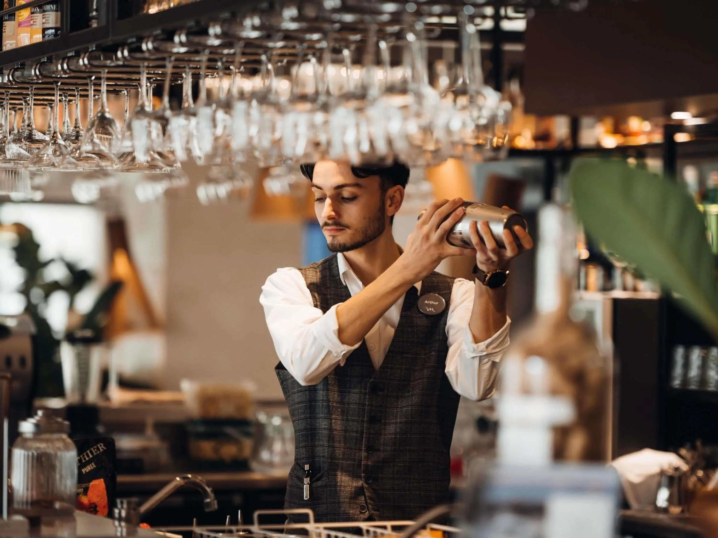 Lounge or bar in Mercure Avignon Gare TGV