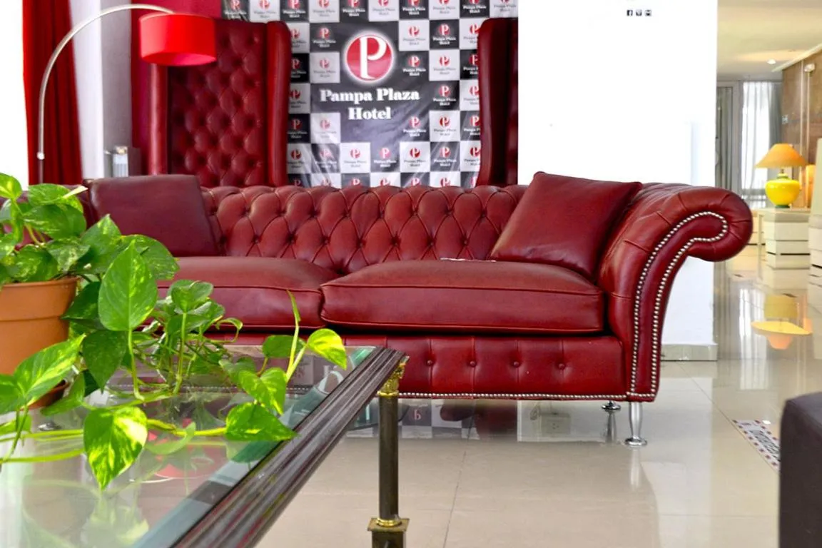 Living room in Pampa Plaza Hotel