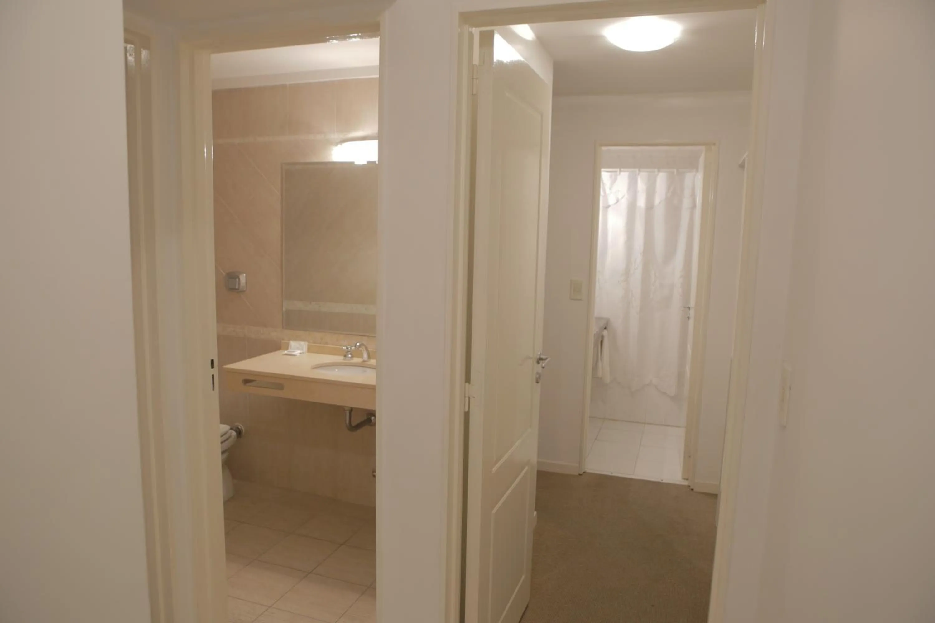 Photo of the whole room in Pampa Plaza Hotel