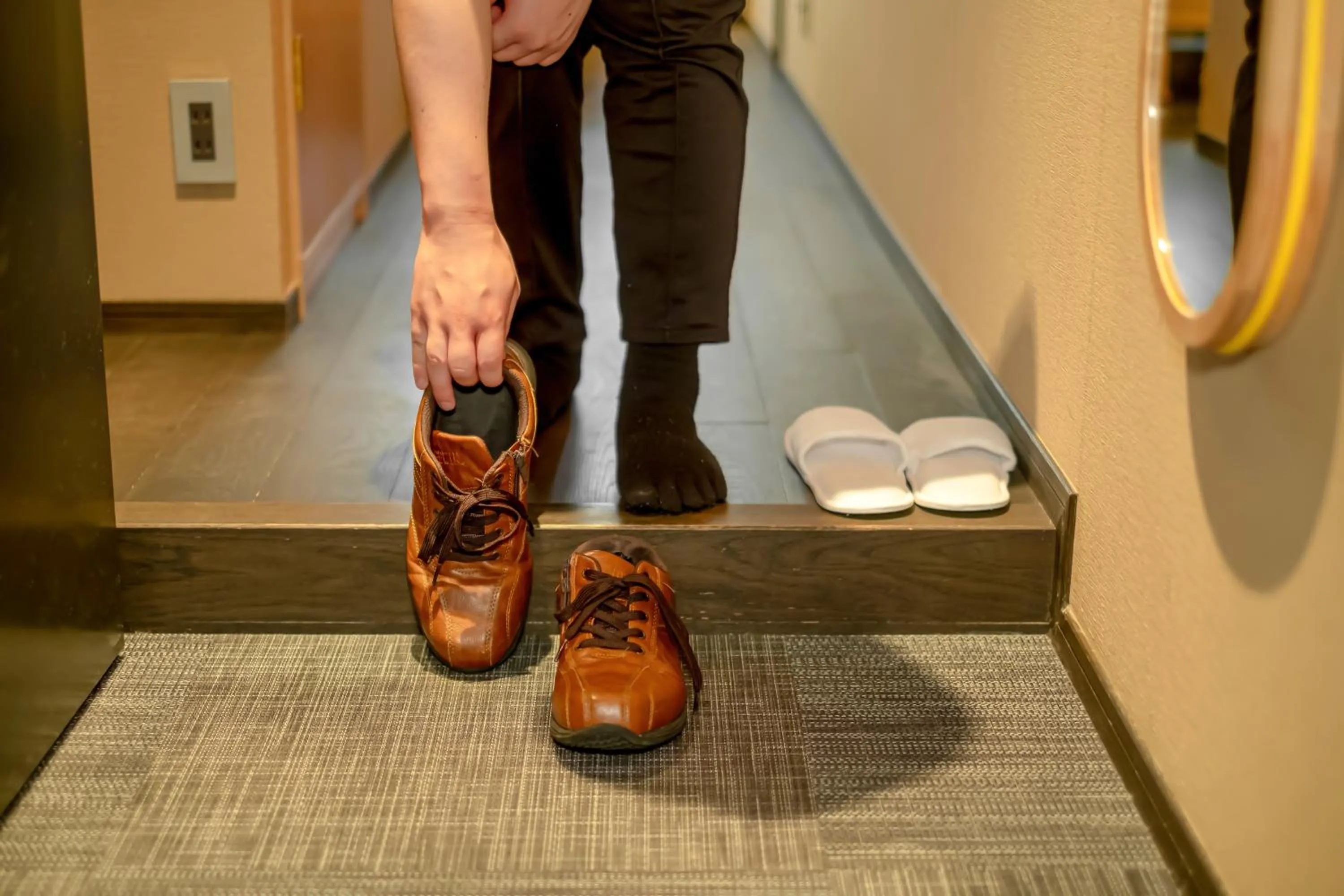 People in GOZAN HOTEL & SERVICED APARTMENT Higashiyama Sanjo