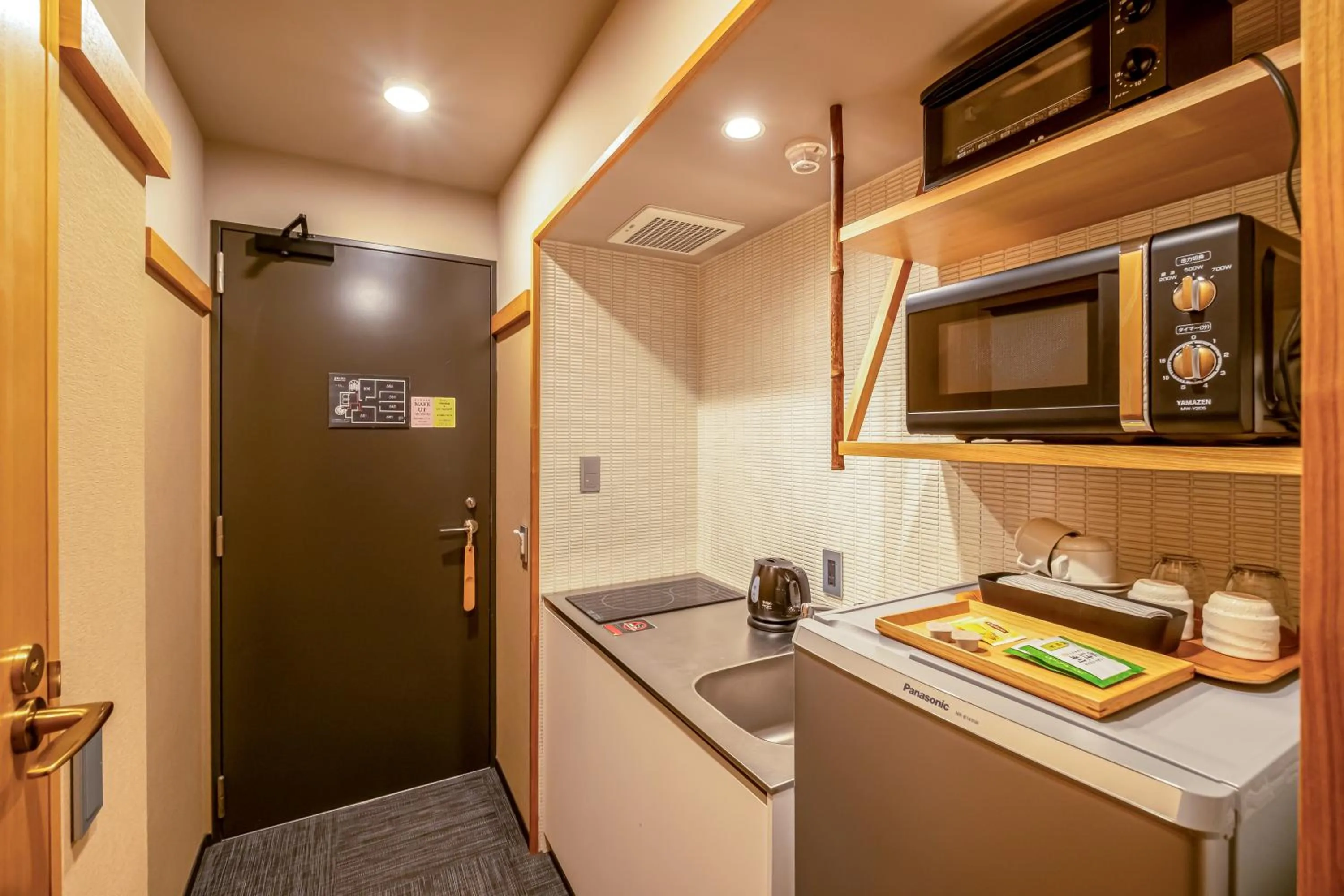 Kitchen or kitchenette in GOZAN HOTEL & SERVICED APARTMENT Higashiyama Sanjo