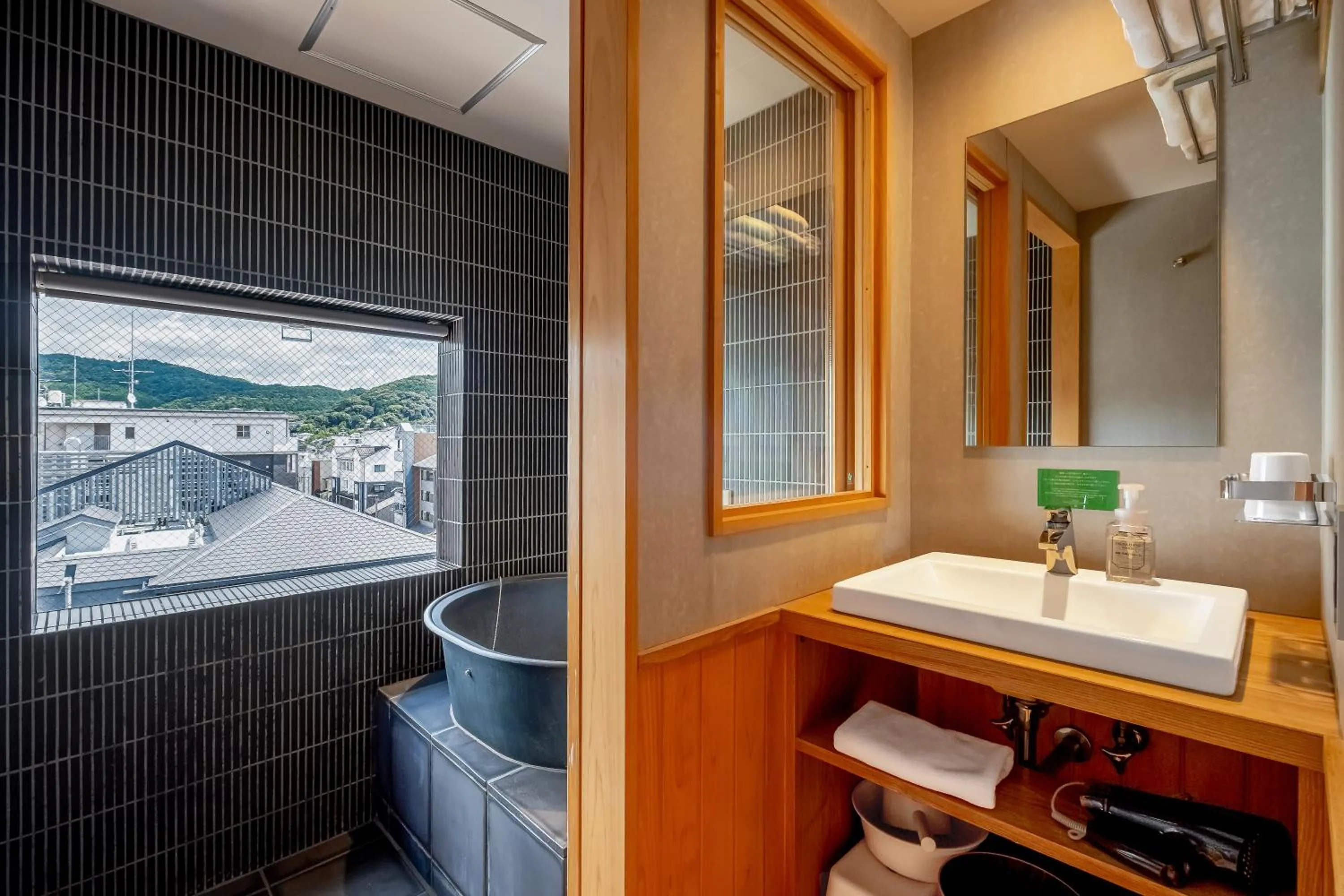 Bathroom in GOZAN HOTEL & SERVICED APARTMENT Higashiyama Sanjo